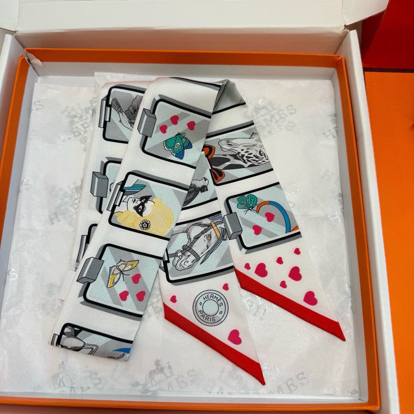 HM Twilly Mini Scarf 86CM White Colorful Mulberry Silk 957156