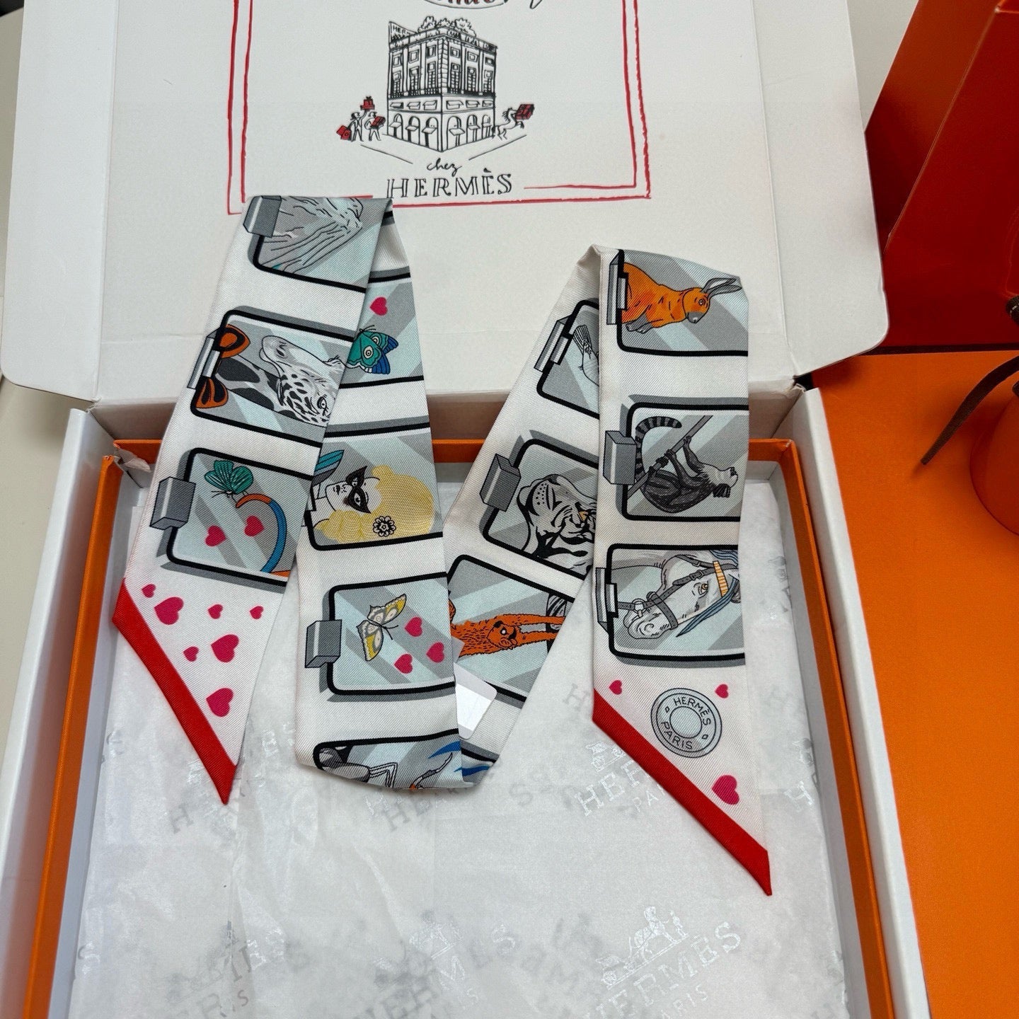 HM Twilly Mini Scarf 86CM White Colorful Mulberry Silk 957156