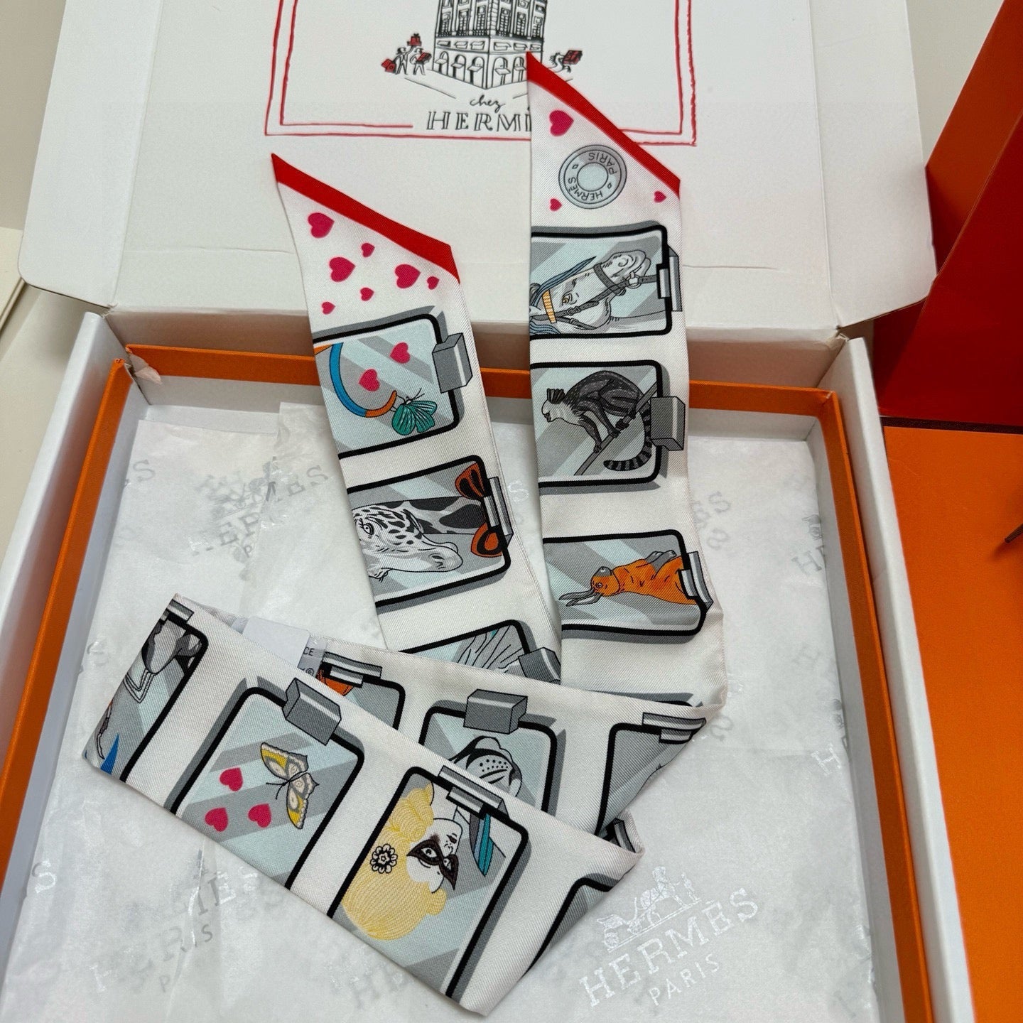 HM Twilly Mini Scarf 86CM White Colorful Mulberry Silk 957156