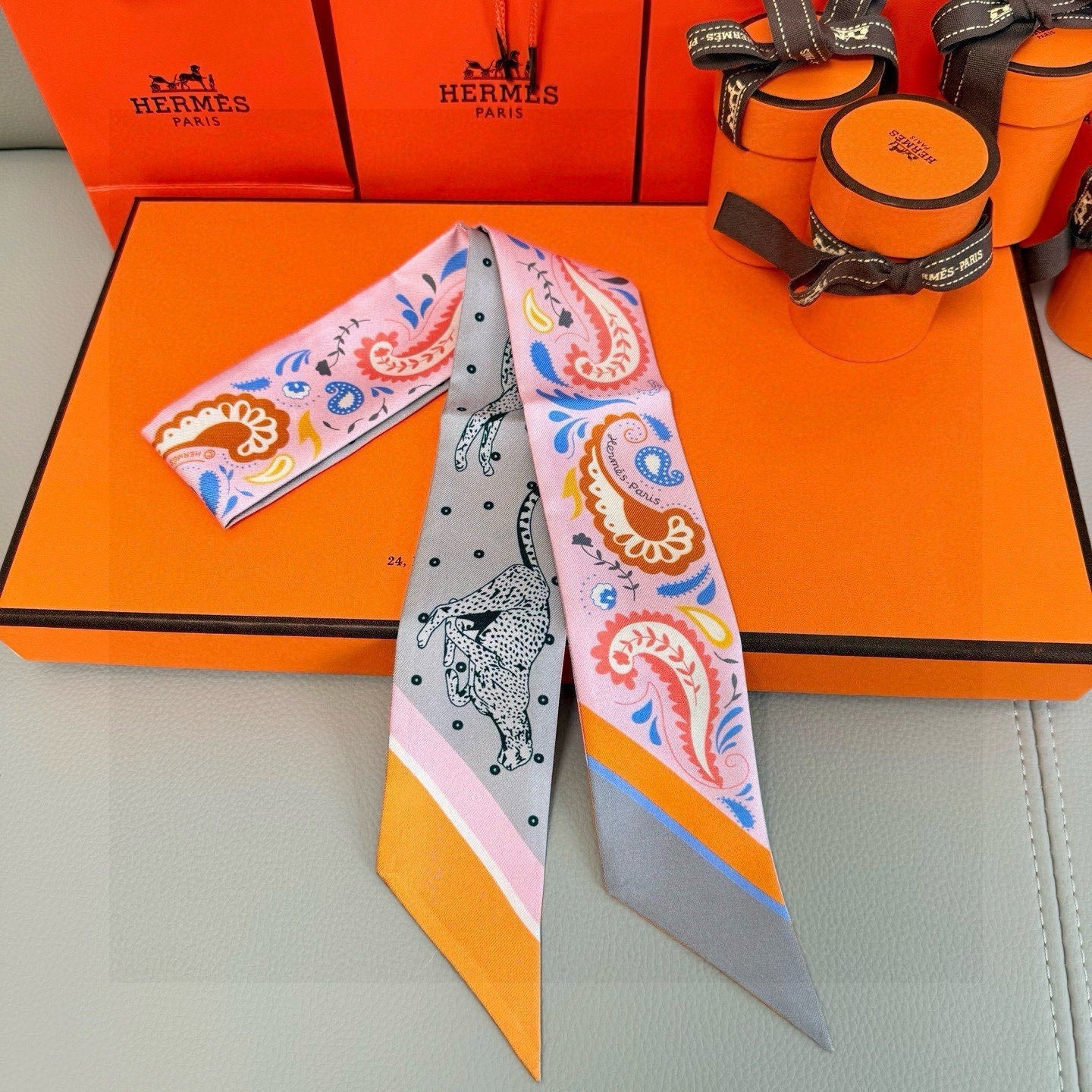 HM Twilly Mini Scarf 86CM Pink Gray Mulberry Silk 965632