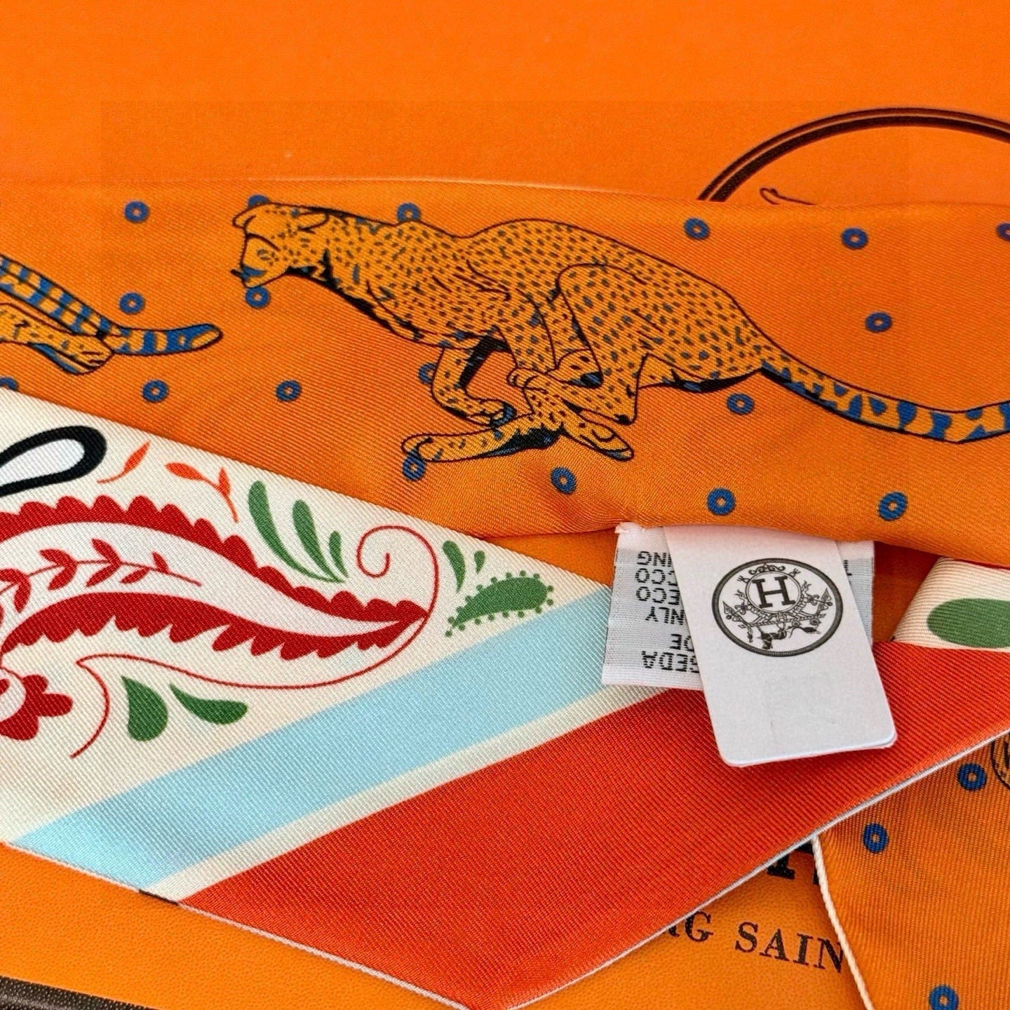 HM Twilly Mini Scarf 86CM Orange Mulberry Silk 965634