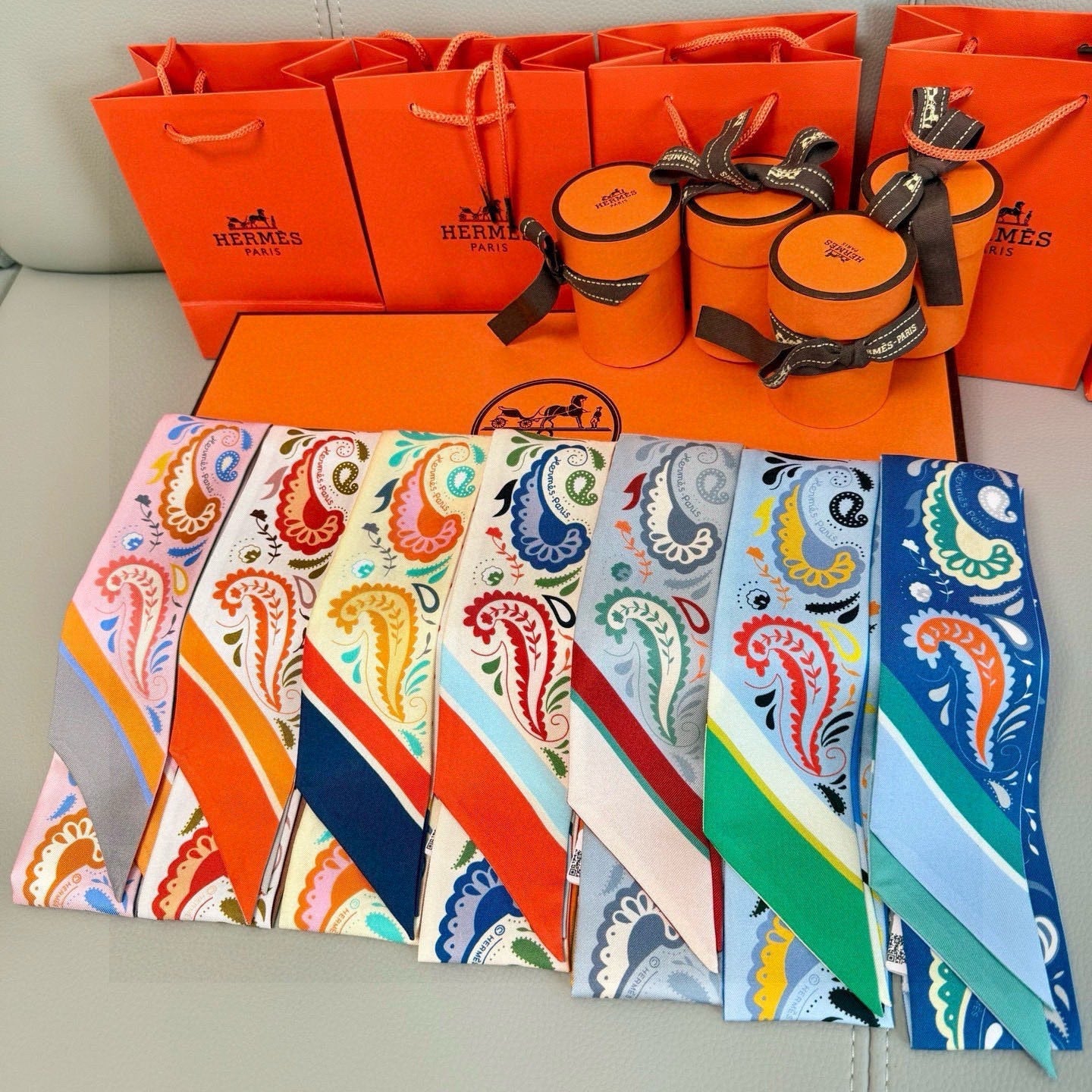 HM Twilly Mini Scarf 86CM Orange Mulberry Silk 965634