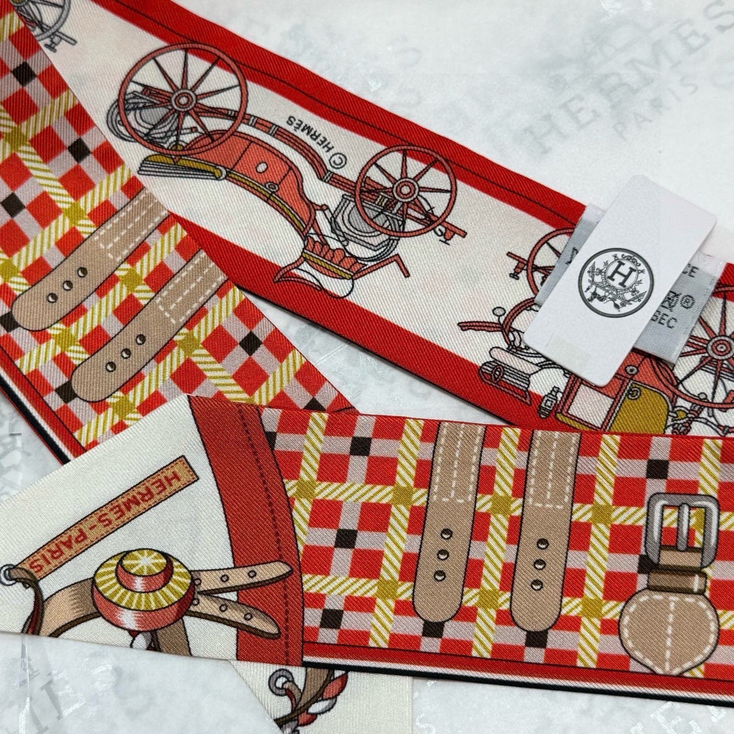 HM Twilly Mini Scarf 86CM Red Mulberry Silk 968839