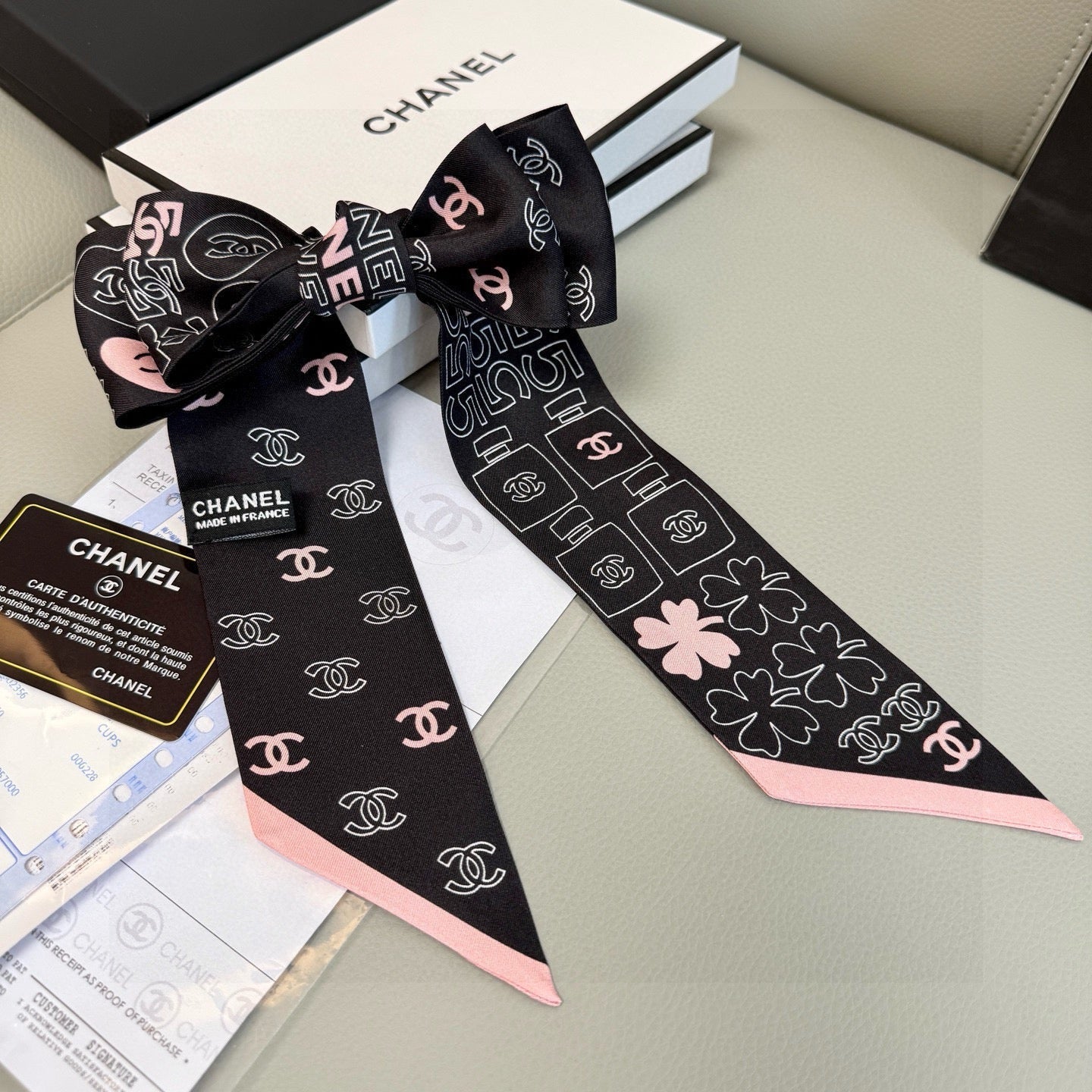 CC  Twilly Mini Scarf 120cm  Black Pink Mulberry Silk 968852