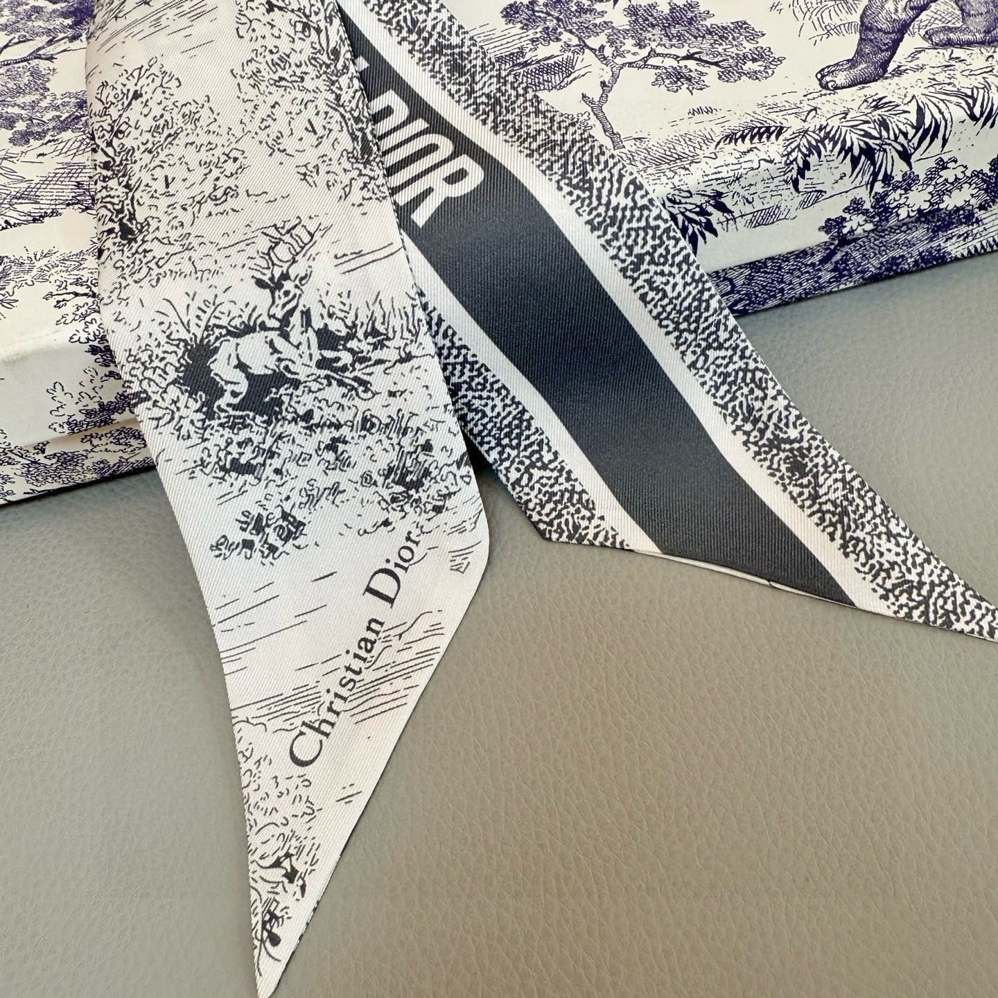 CD Twilly Mini Scarf 105cm Black White Mulberry Silk 976492