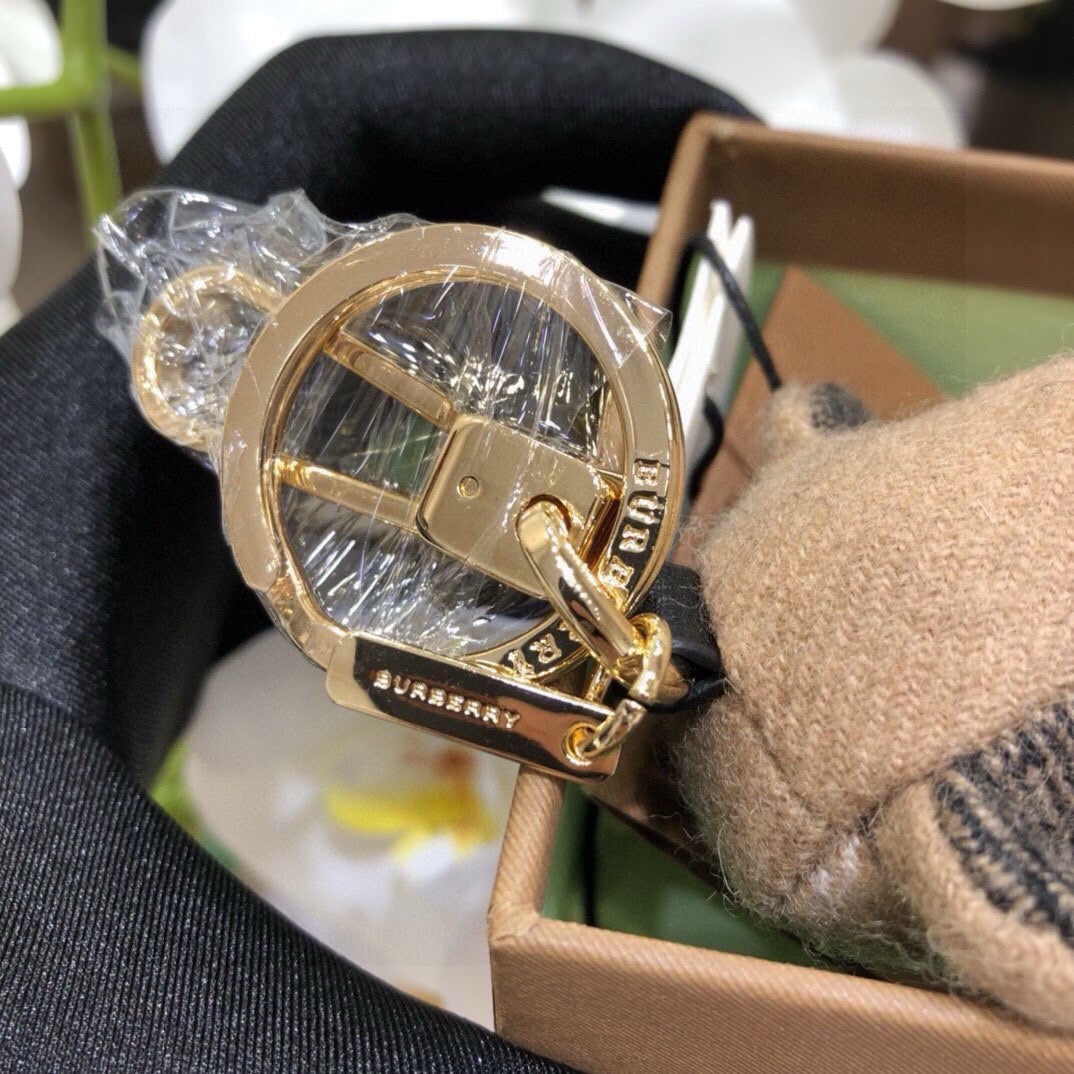 Burberry Heart Bear Charm 393884