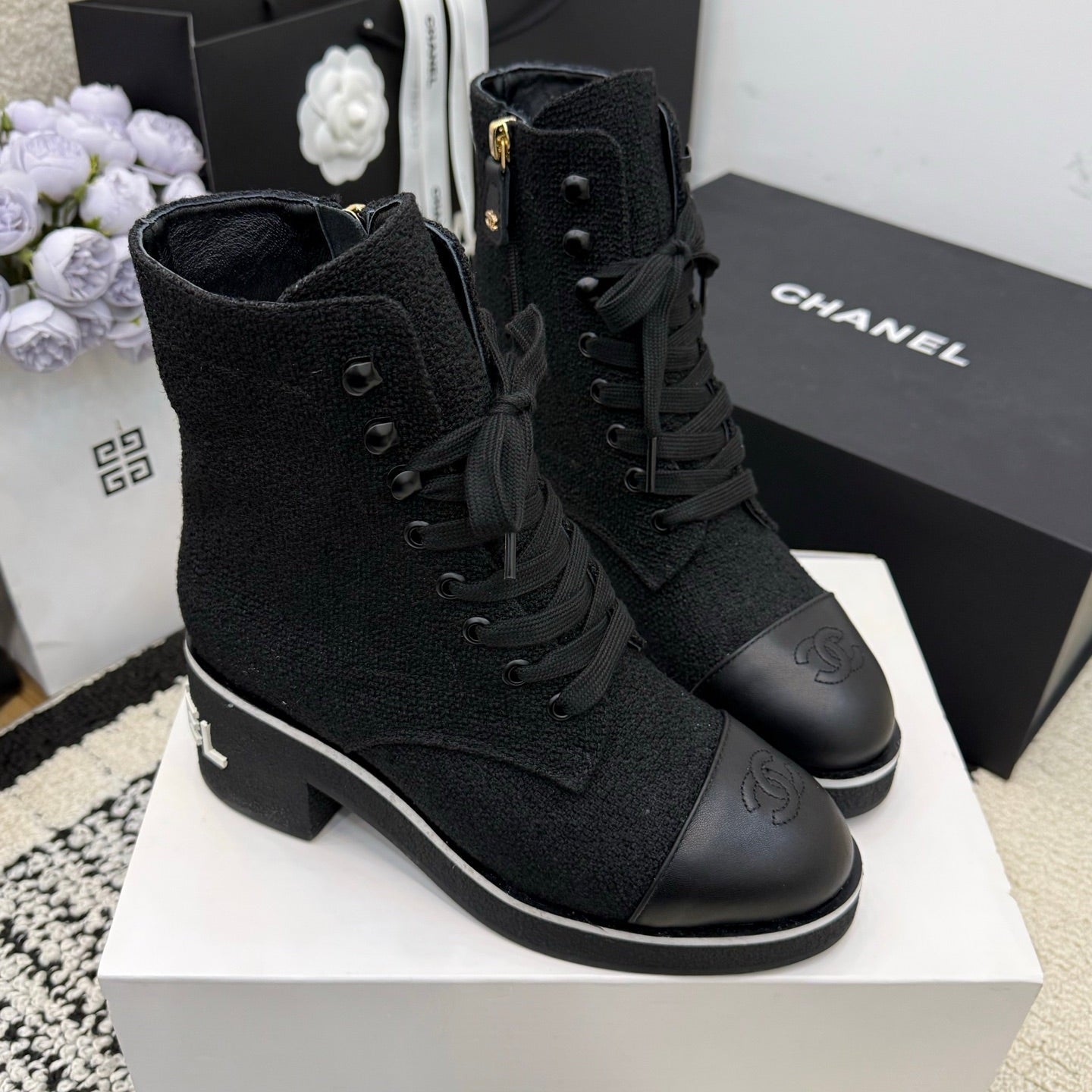 CC 26 Combat Boot Black Tweed Leather 588801