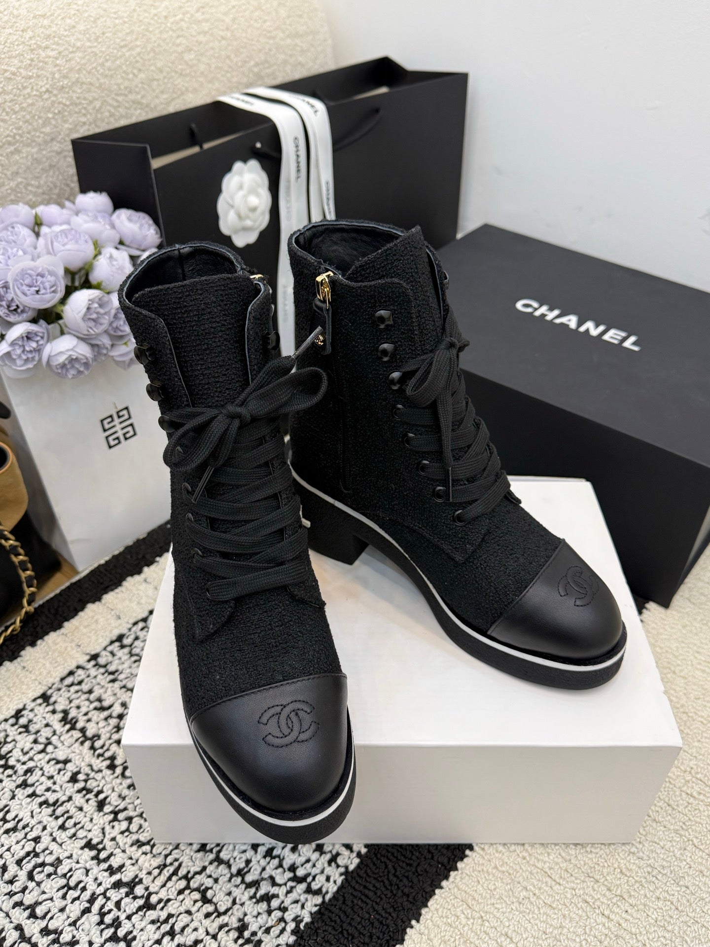 CC 26 Combat Boot Black Tweed Leather 588801