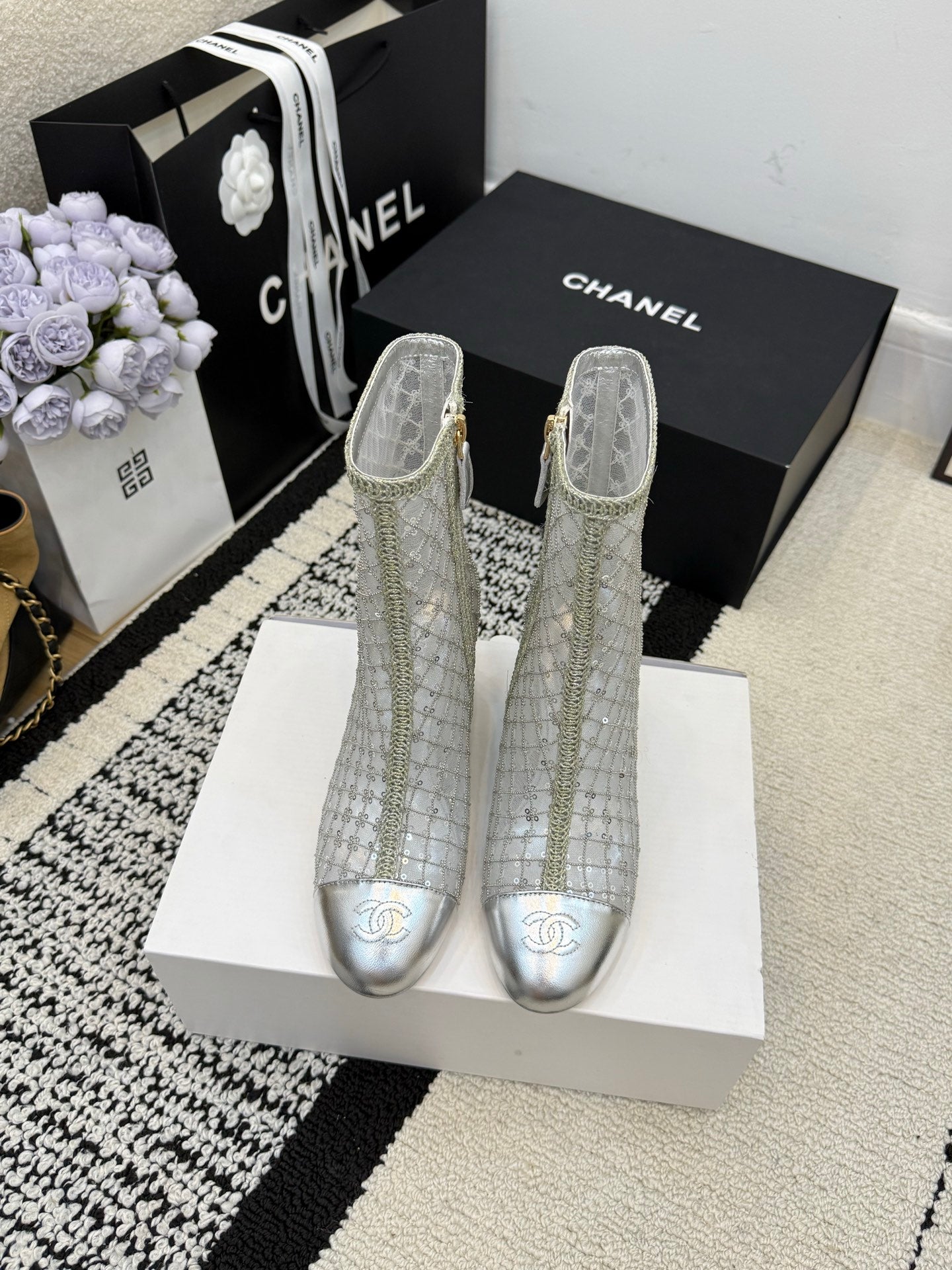 CC 26 Wedge Heel Boot Silver Mesh Leather 588856