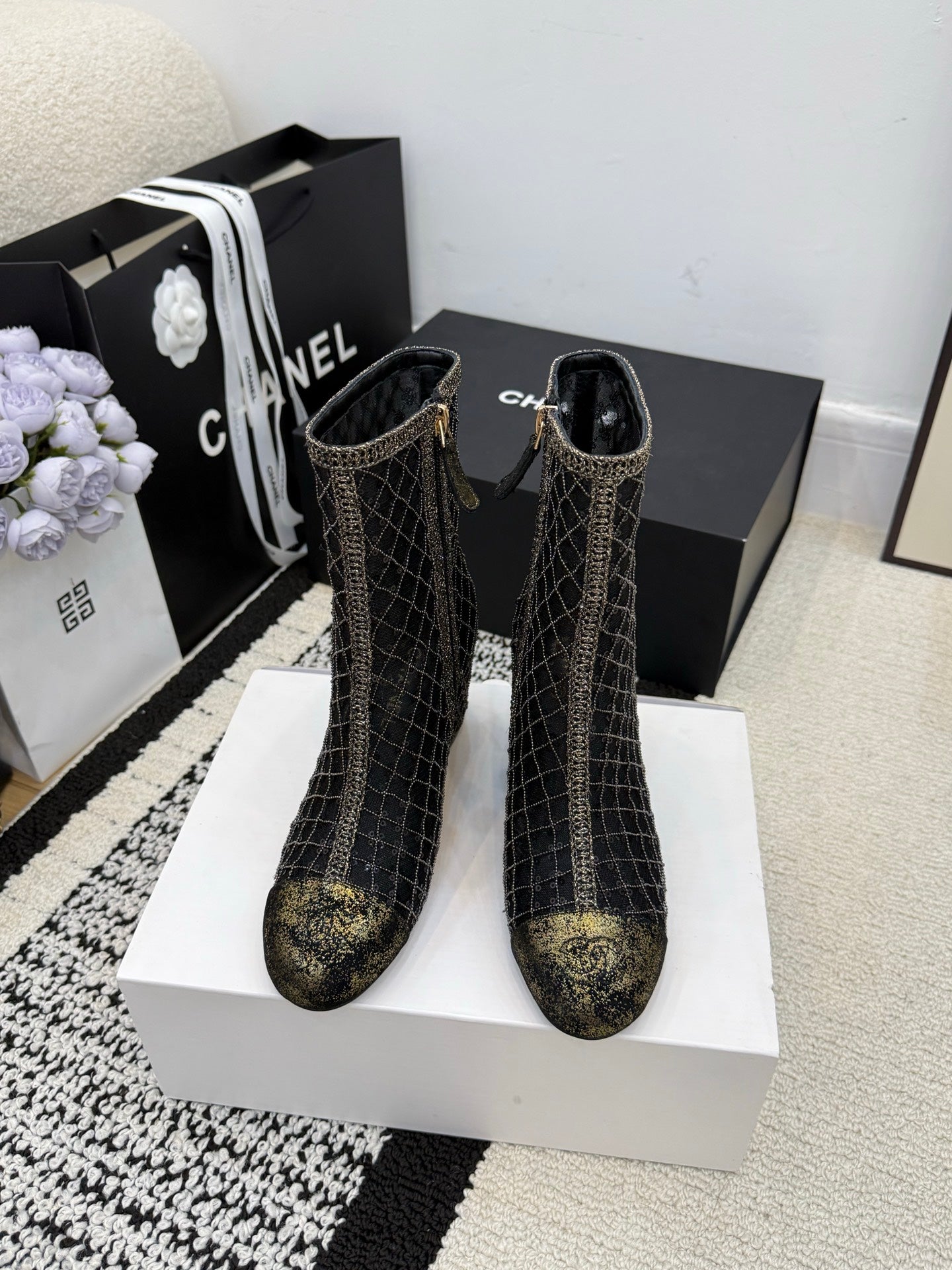 CC 26 Wedge Heel Boot Black Mesh Leather 588857