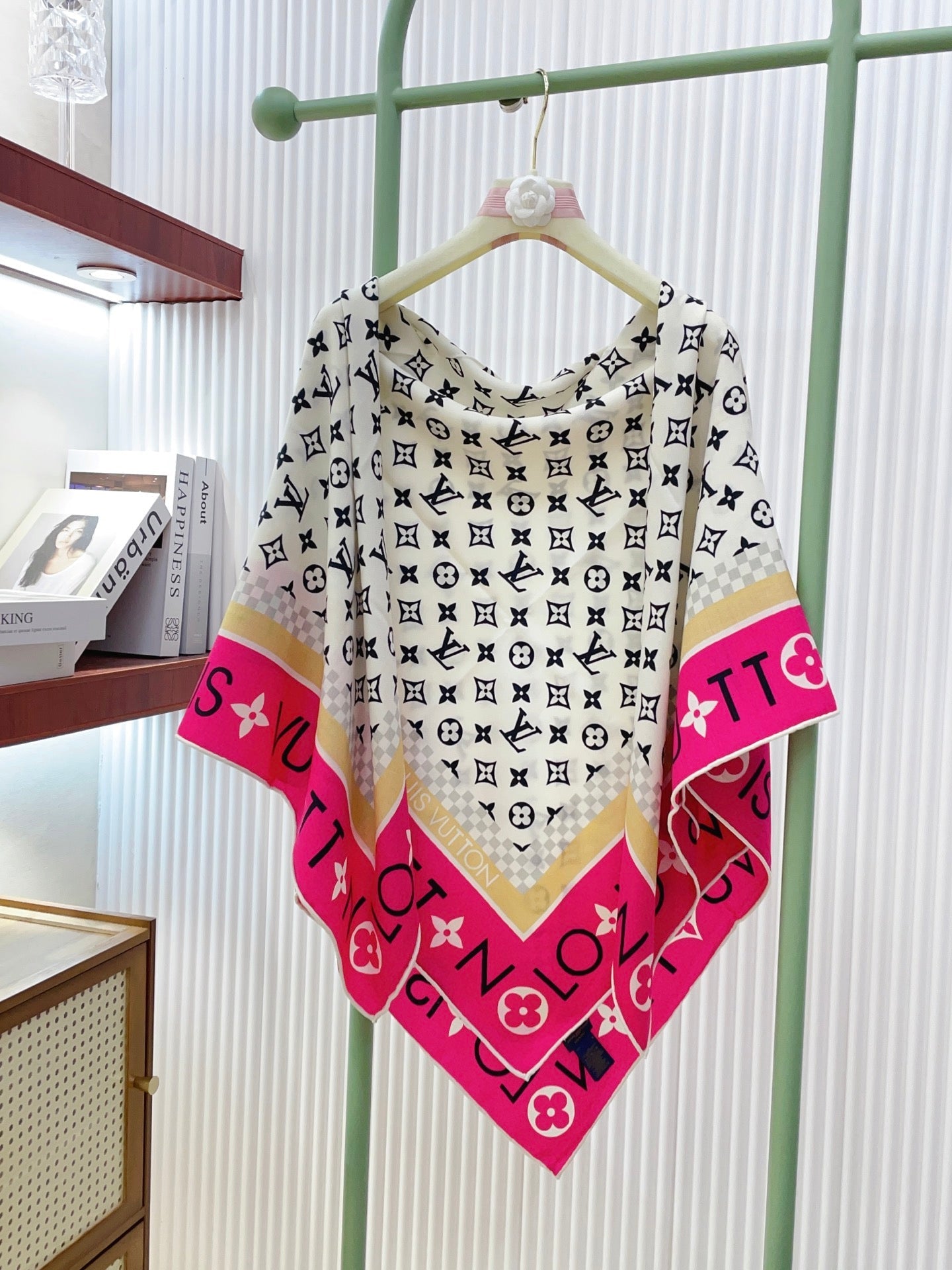 LV Double-sided Scarf 140cm White Pink Cashmere 971048