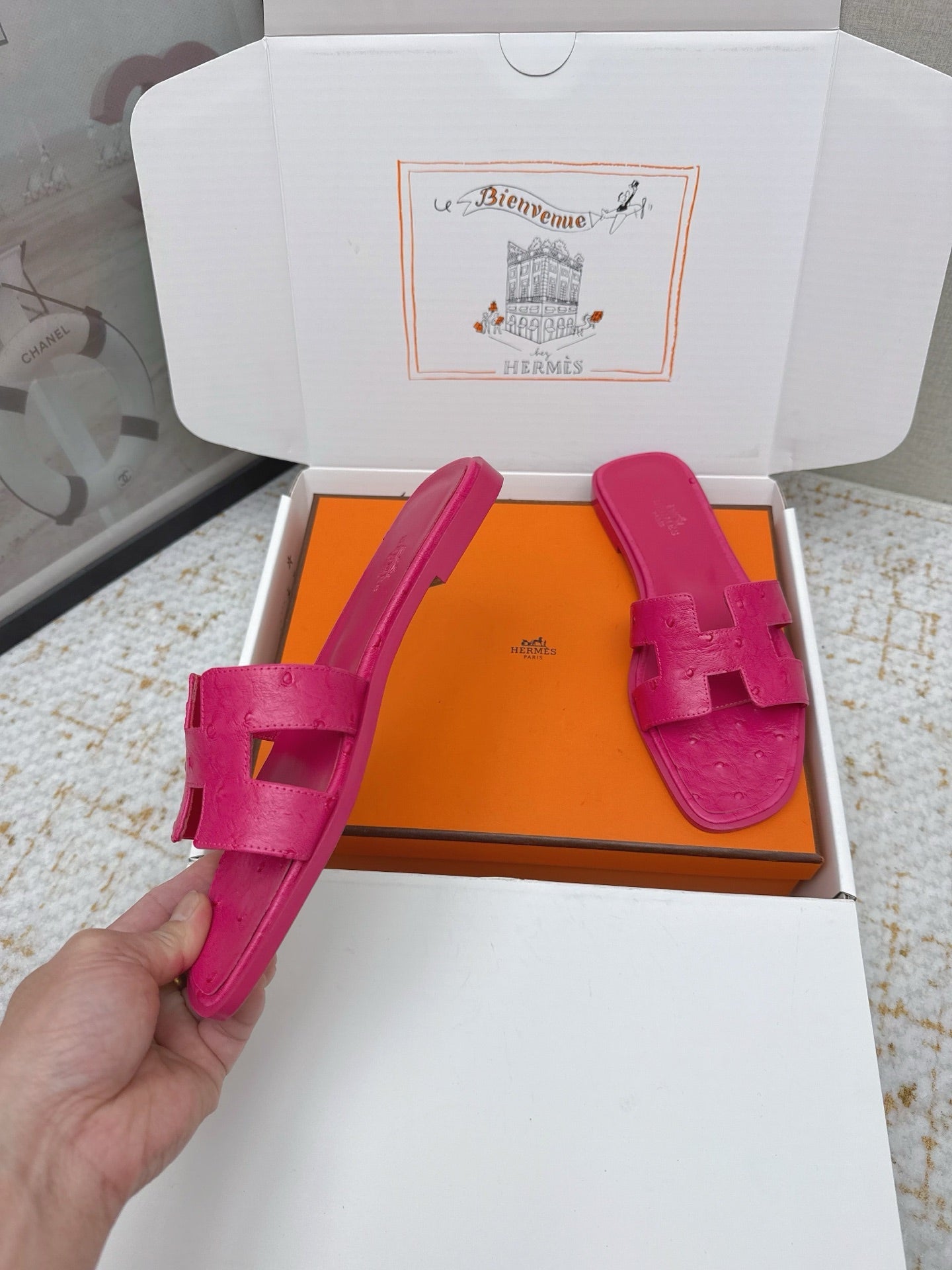 HM 26ss Oran Sandals Dark Pink Ostrich Leather 625106