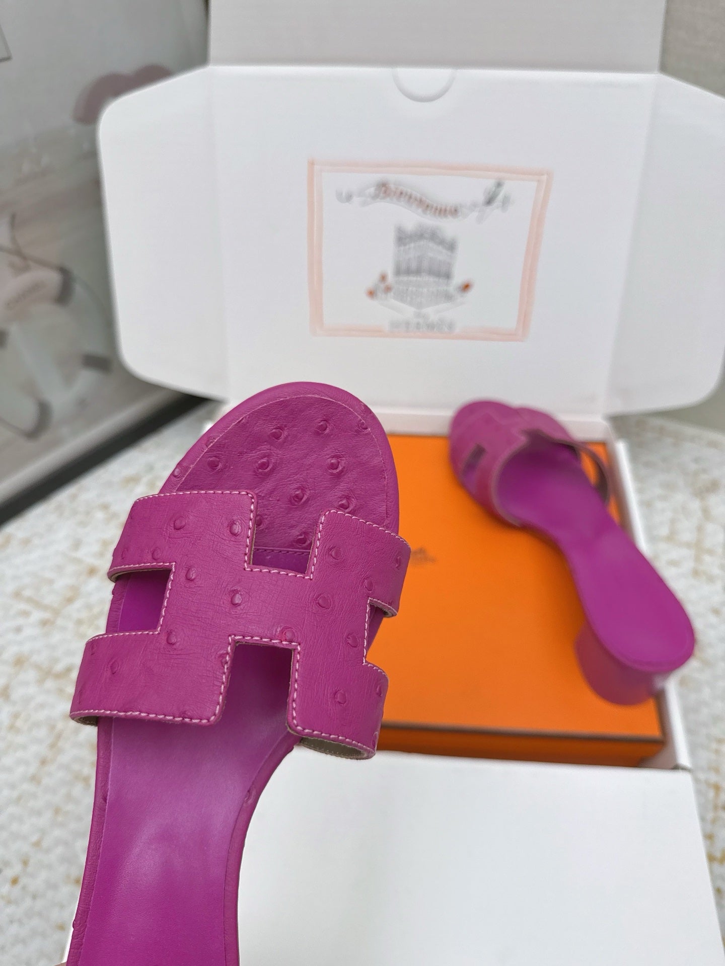 HM 26ss Oran Sandals 50 Purple Ostrich Leather 625128