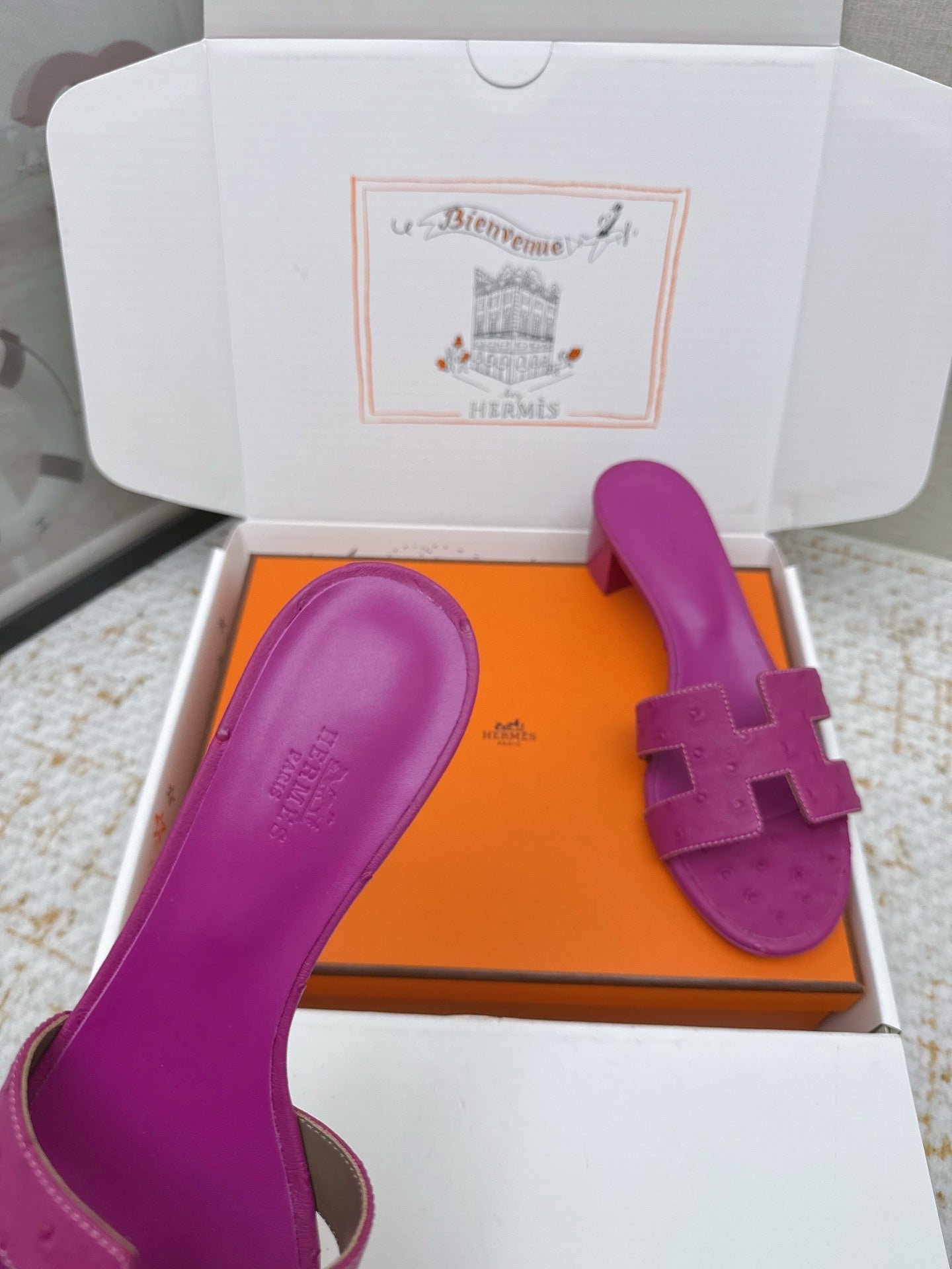 HM 26ss Oran Sandals 50 Purple Ostrich Leather 625128