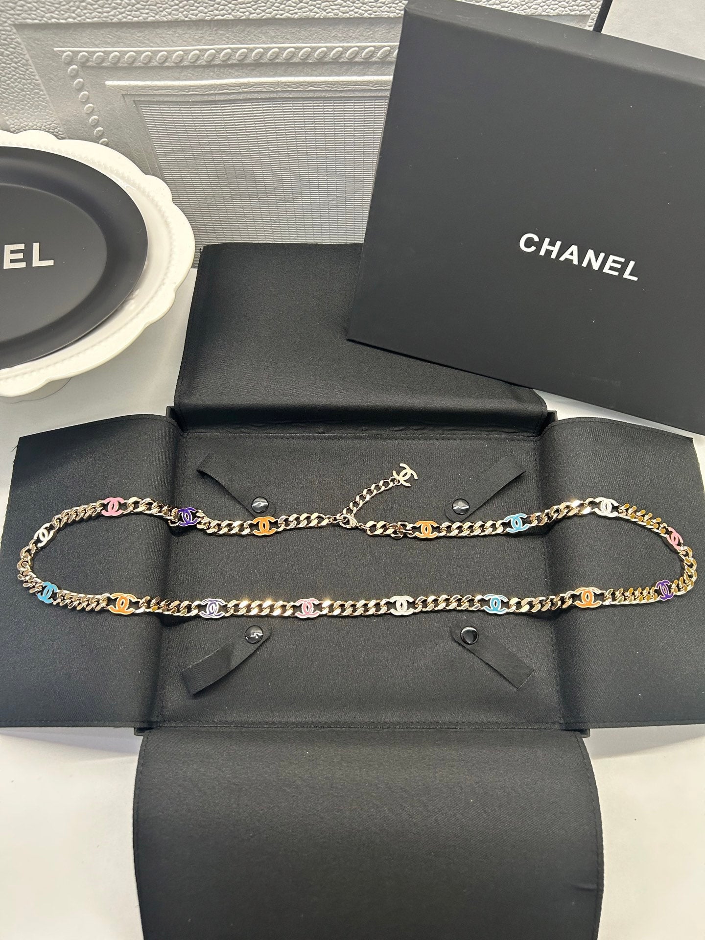 Chanel 2026 Candy Color Enamel CC Cuban Chain Belt 213293