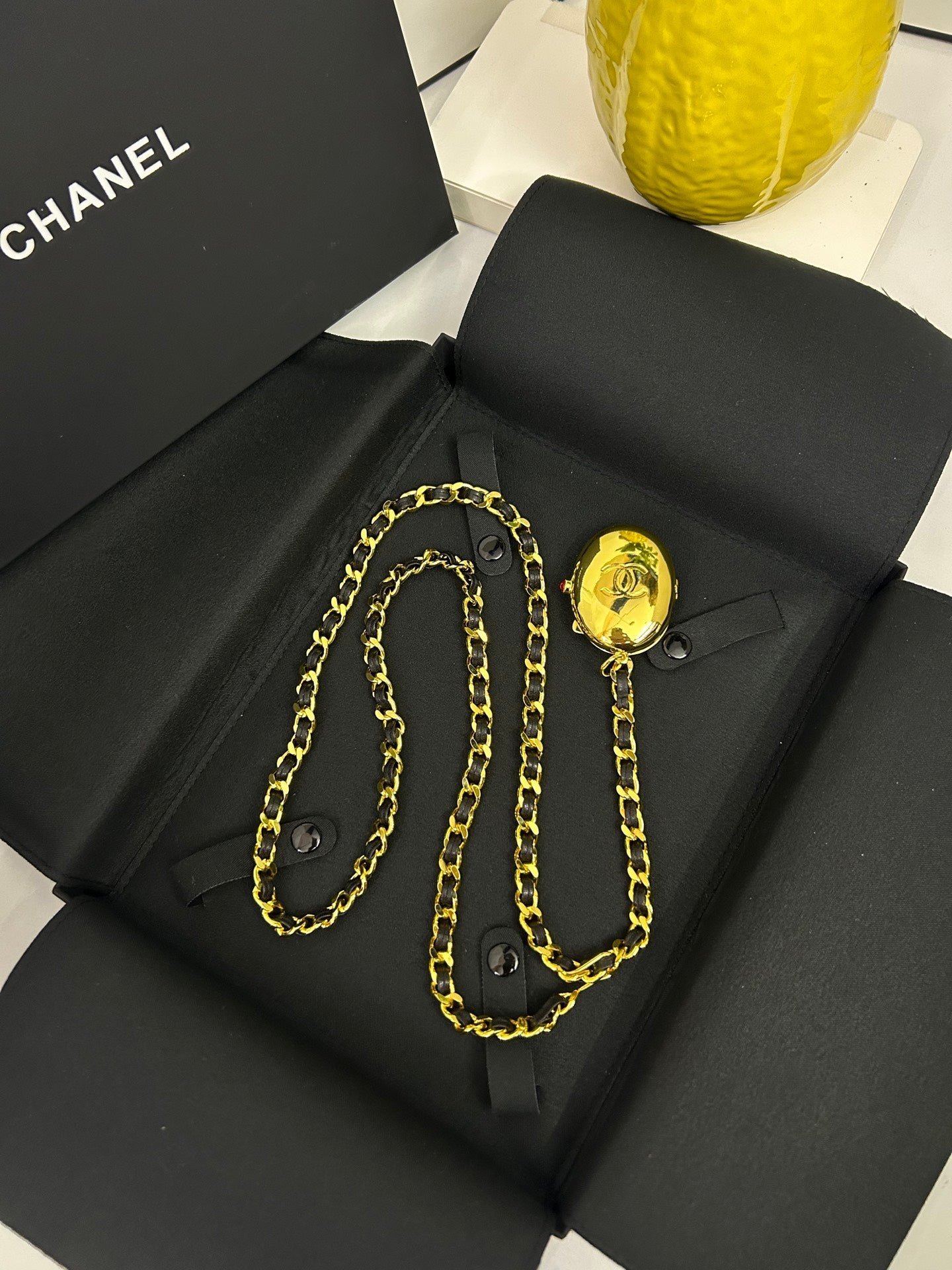 Chanel 2026 Jumbo Gold Plate Oval Belt Gold 214360
