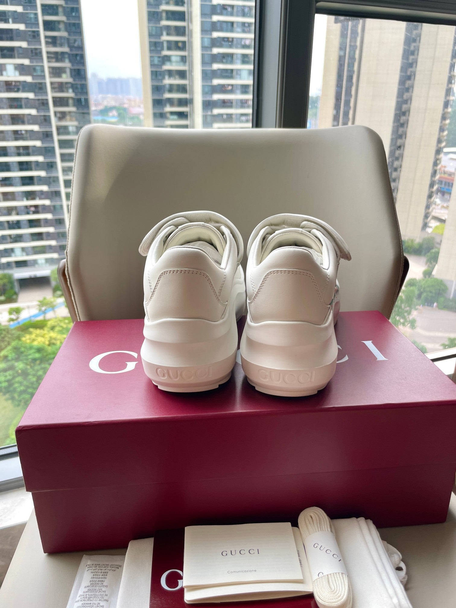 GG 26 Platform Sneaker White Red Sheepskin 632852