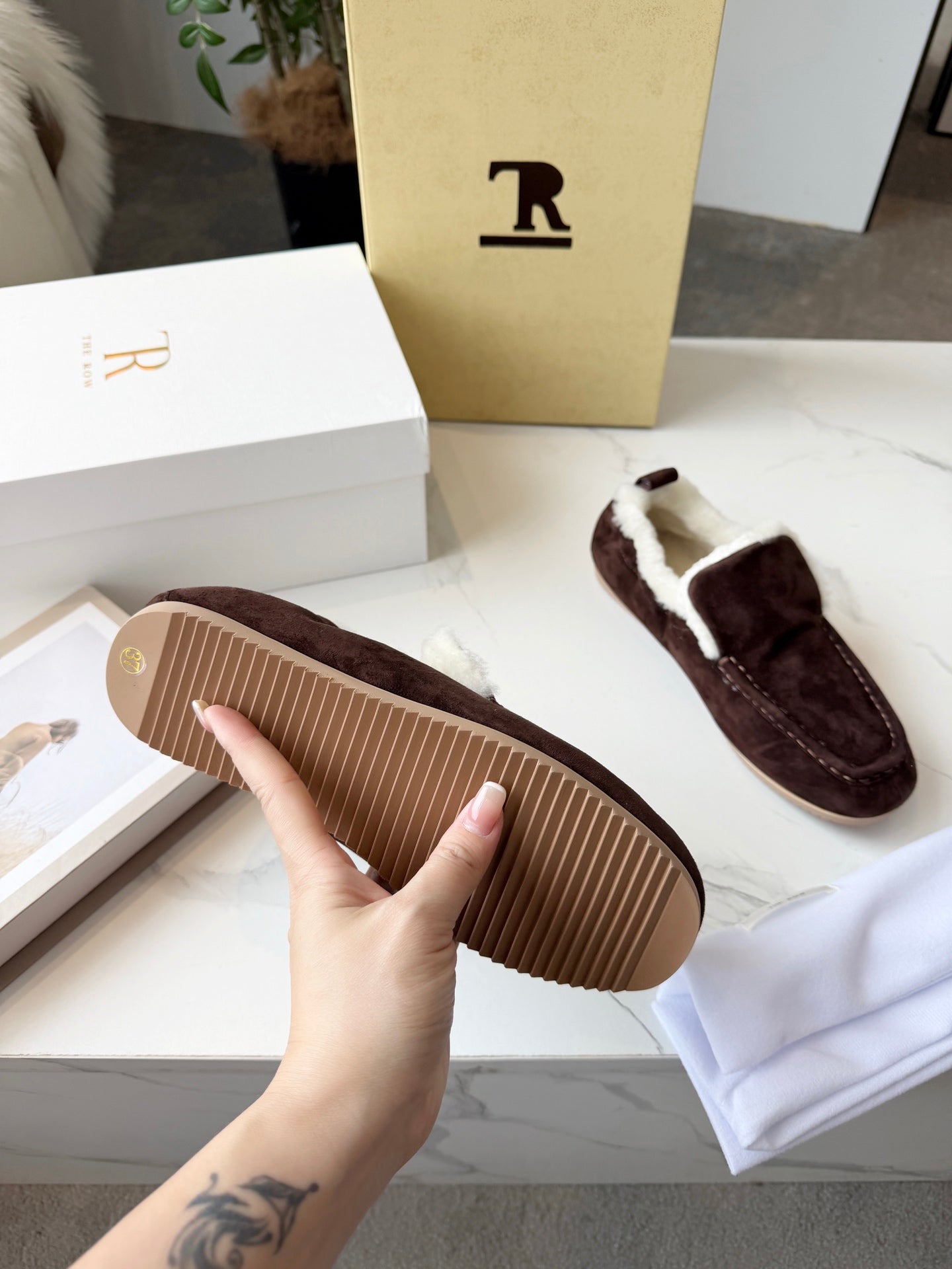 The Row 2025 Loafer Dark Brown Suede Wool 576846