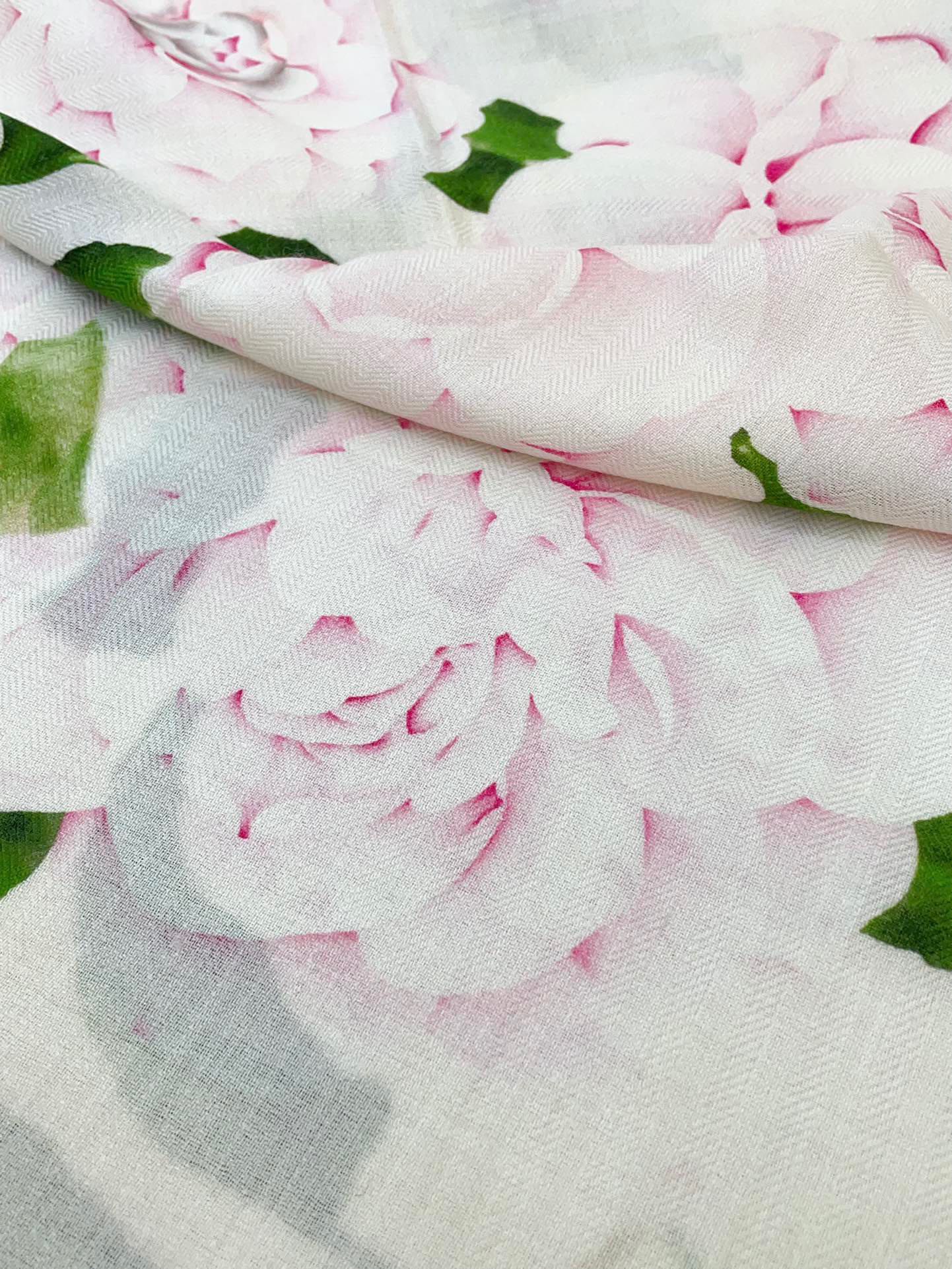 CC Square Scarf 140 CM In White Colorful Cashmere And Silk 418214