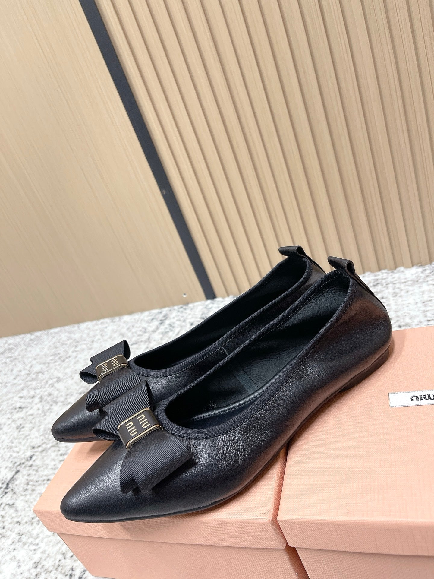 Miu Pointed-Toe Ballet Flats Black Sheepskin 591561