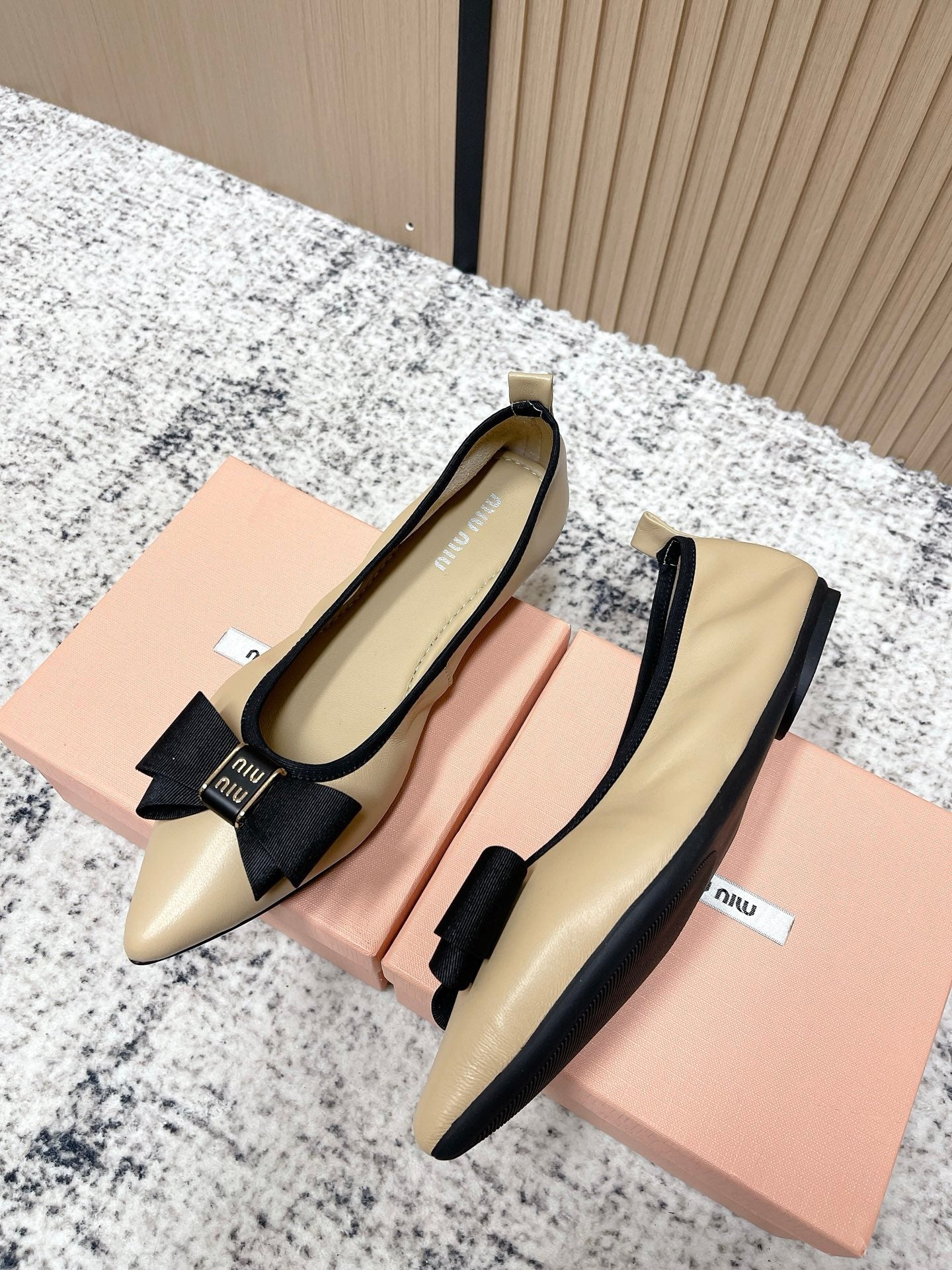 Miu Pointed-Toe Ballet Flats Beige Black Sheepskin 591562