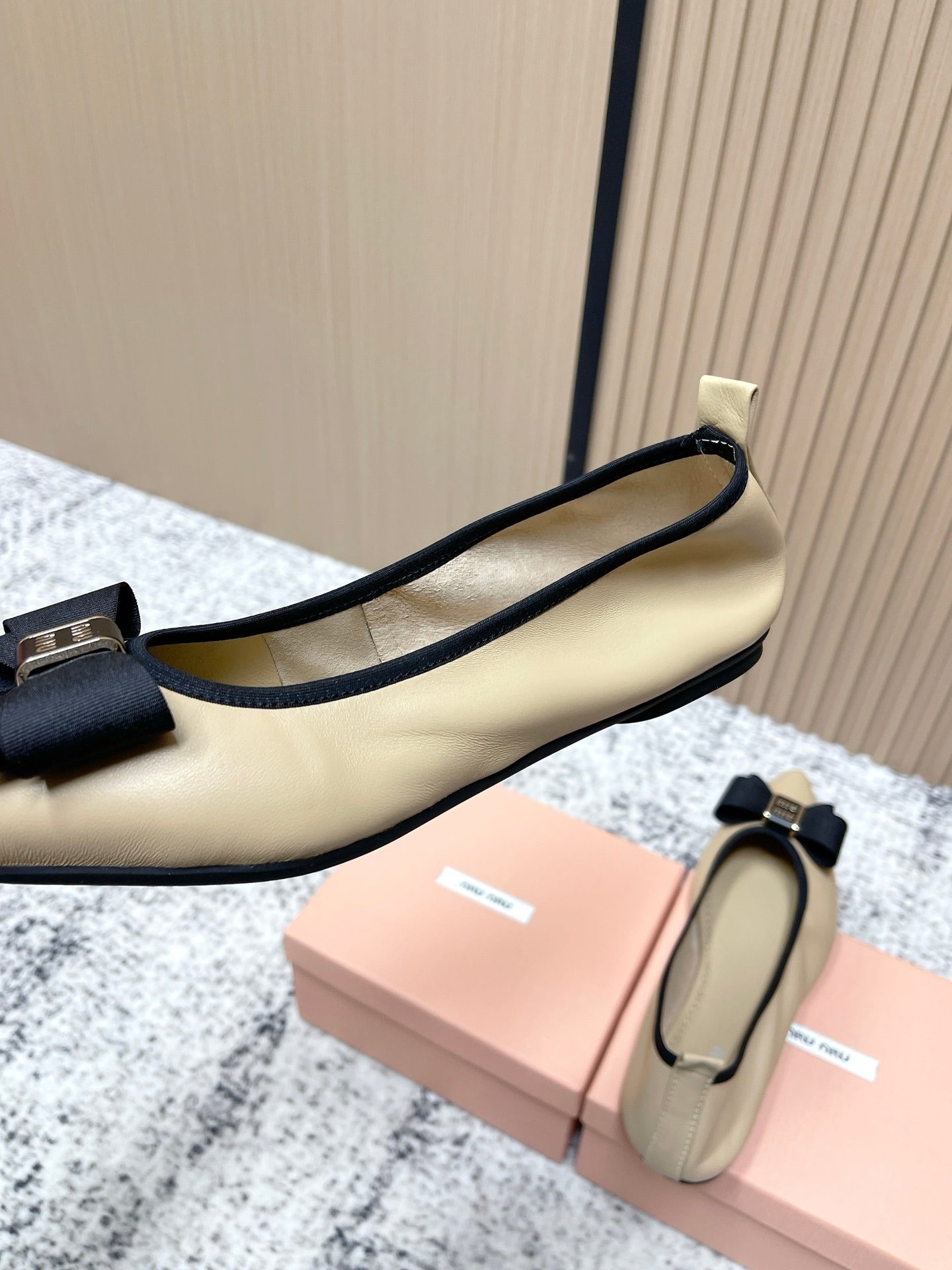 Miu Pointed-Toe Ballet Flats Beige Black Sheepskin 591562