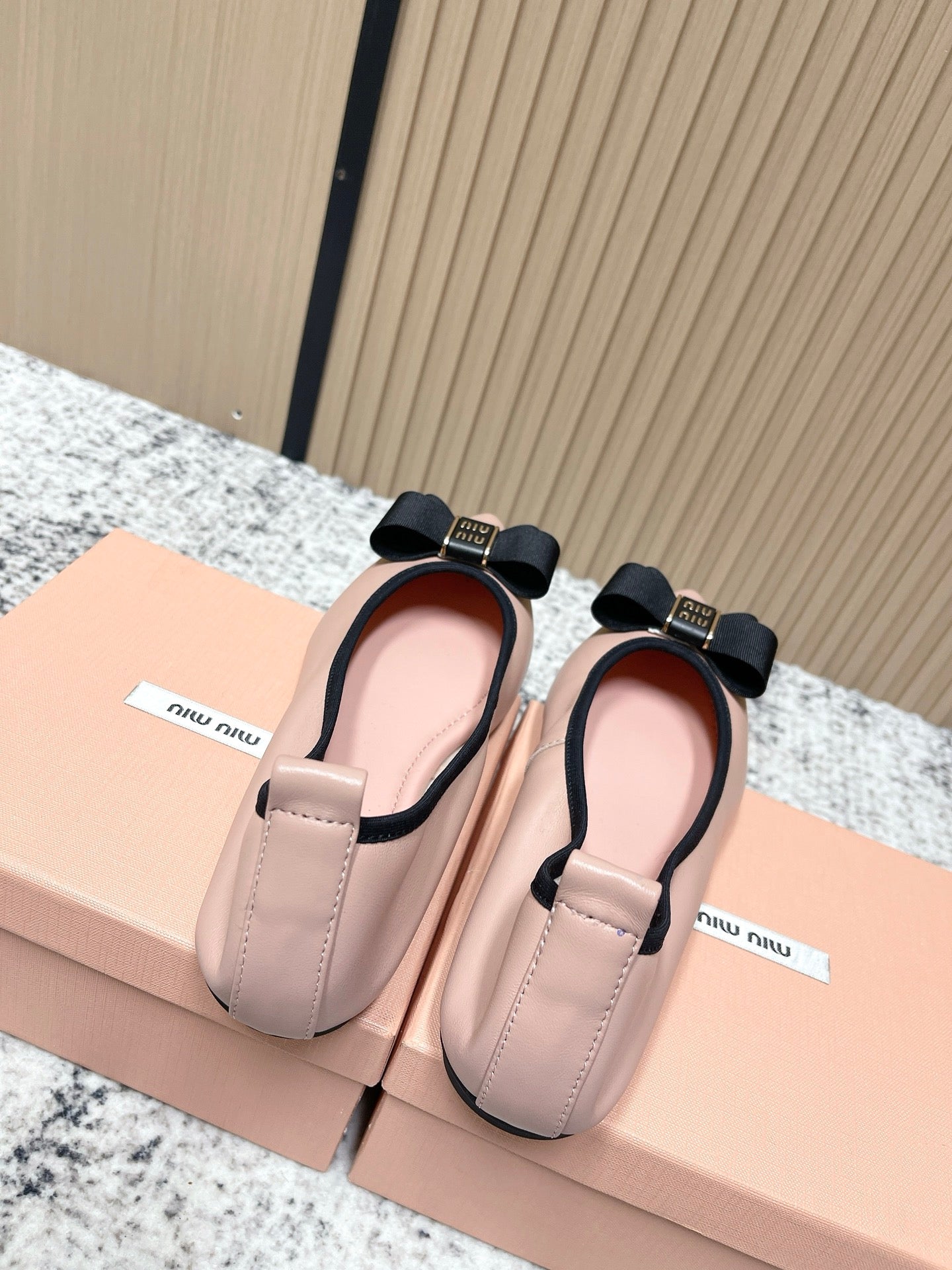 Miu Pointed-Toe Ballet Flats Light Pink  Sheepskin 591565