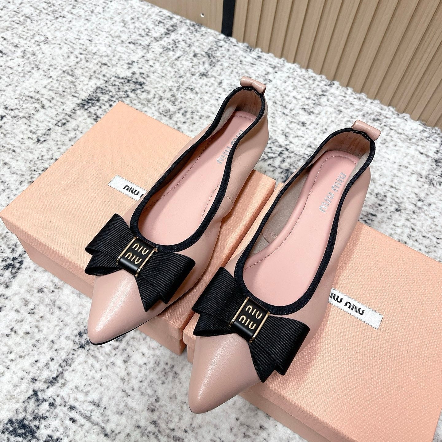 Miu Pointed-Toe Ballet Flats Light Pink  Sheepskin 591565
