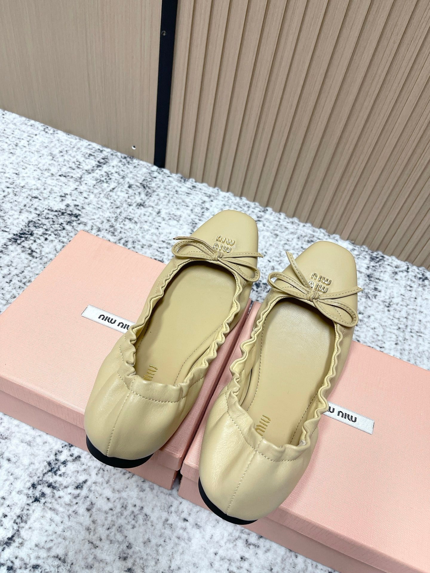 Miu  Mary Jane Flat Beige Sheepskin 591574