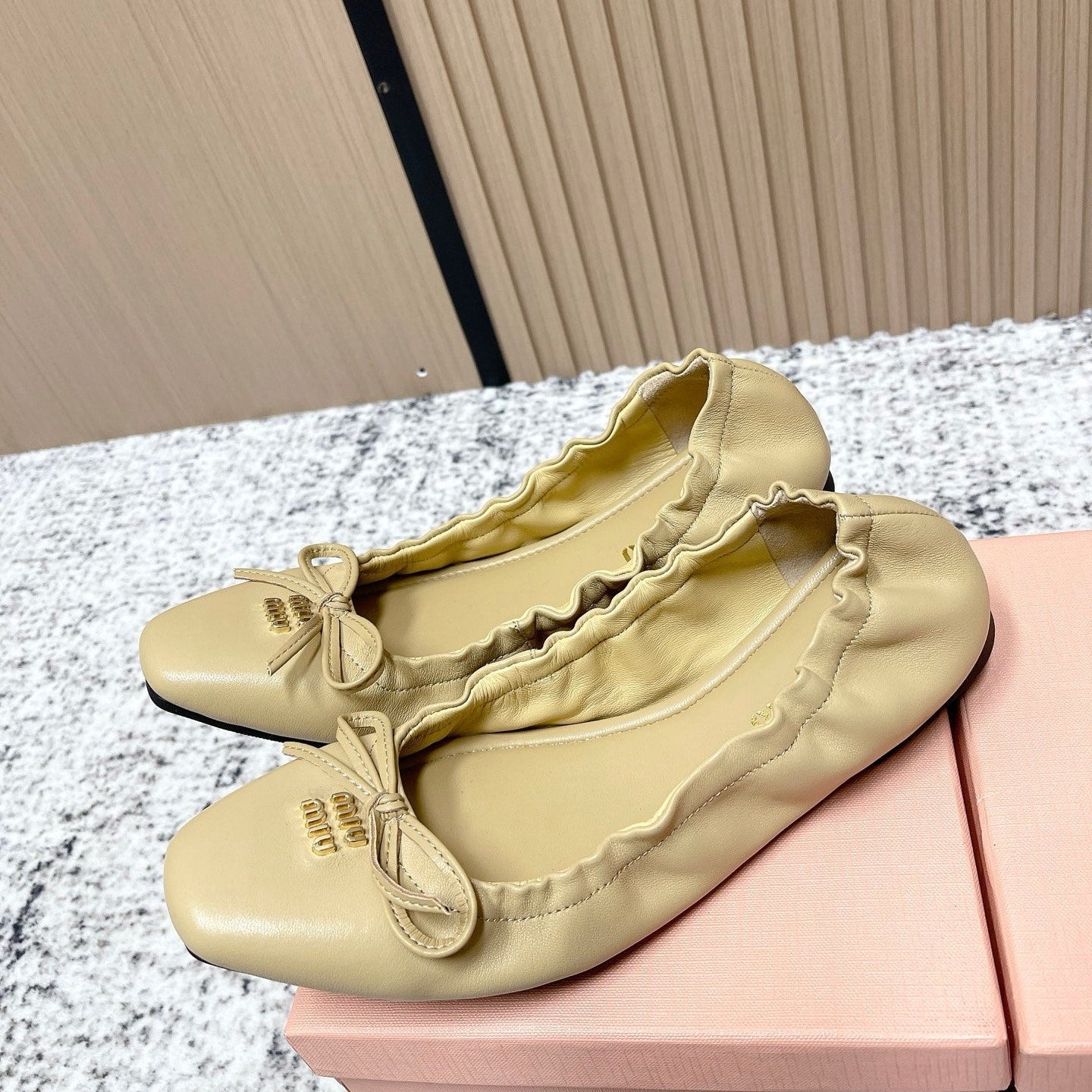 Miu  Mary Jane Flat Beige Sheepskin 591574