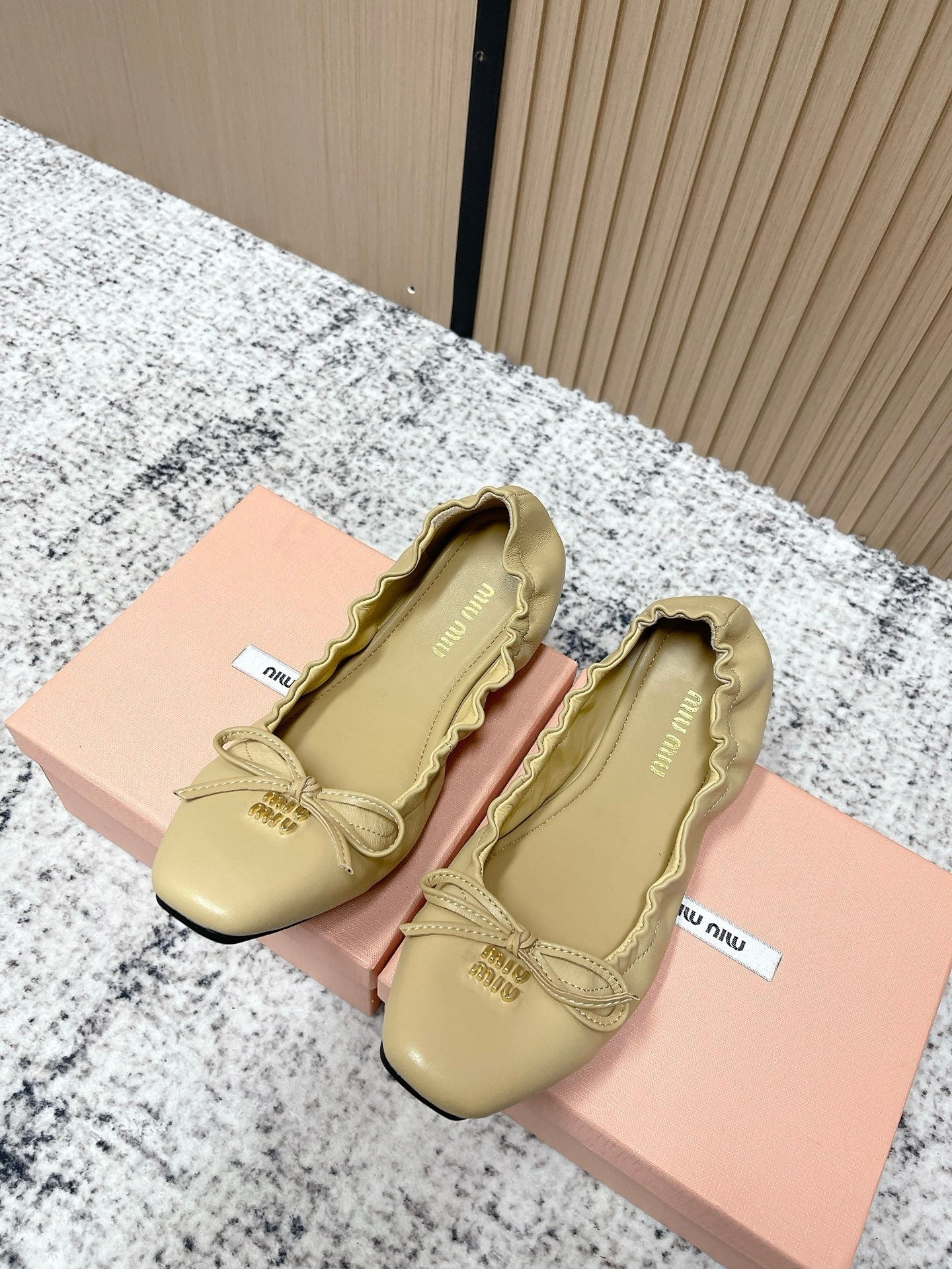 Miu  Mary Jane Flat Beige Sheepskin 591574