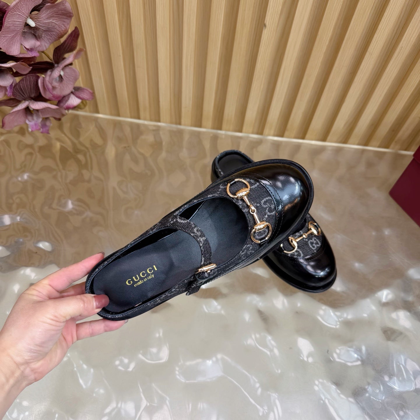 GG 26 Mule Black Beaded Leather Double G Fabric 589455