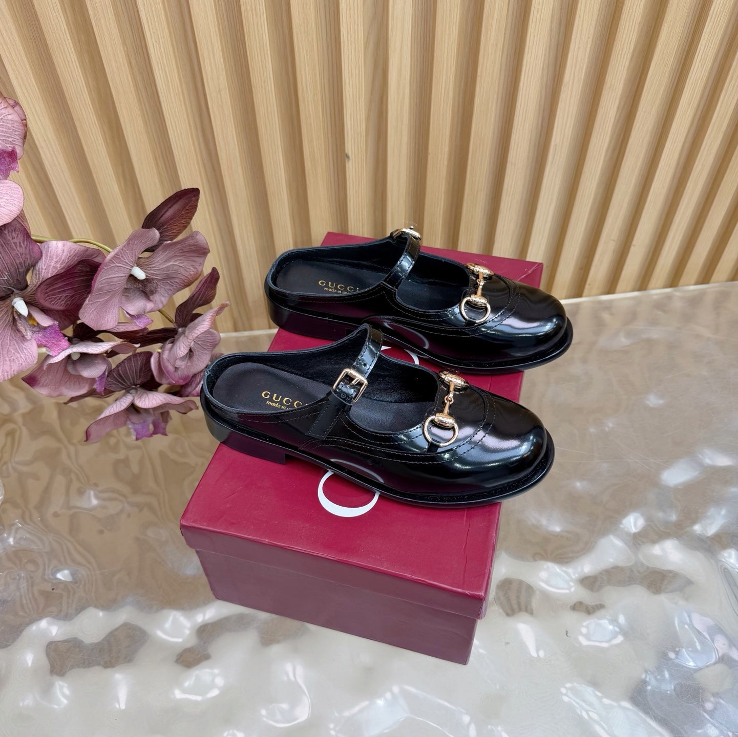 GG 26 Mule Black Sheepskin 589458