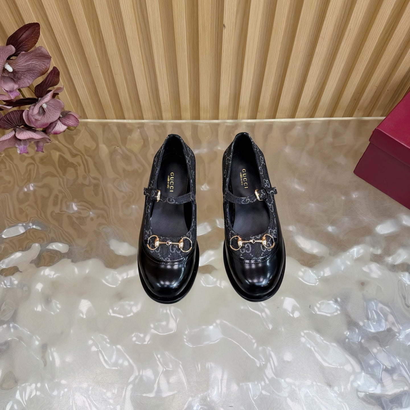 GG 26 Slip-on Black Sheepskin Double G Denim 589459