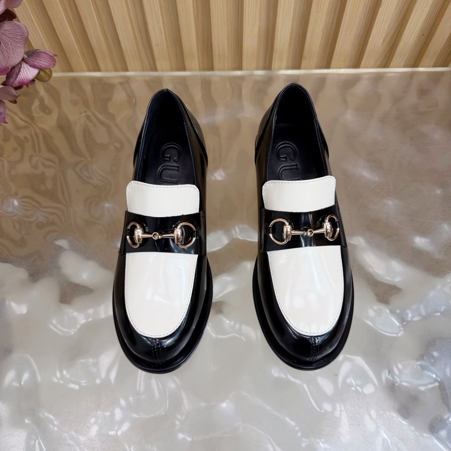 GG 26 Horsebit Loafers Black White Sheepskin 589463