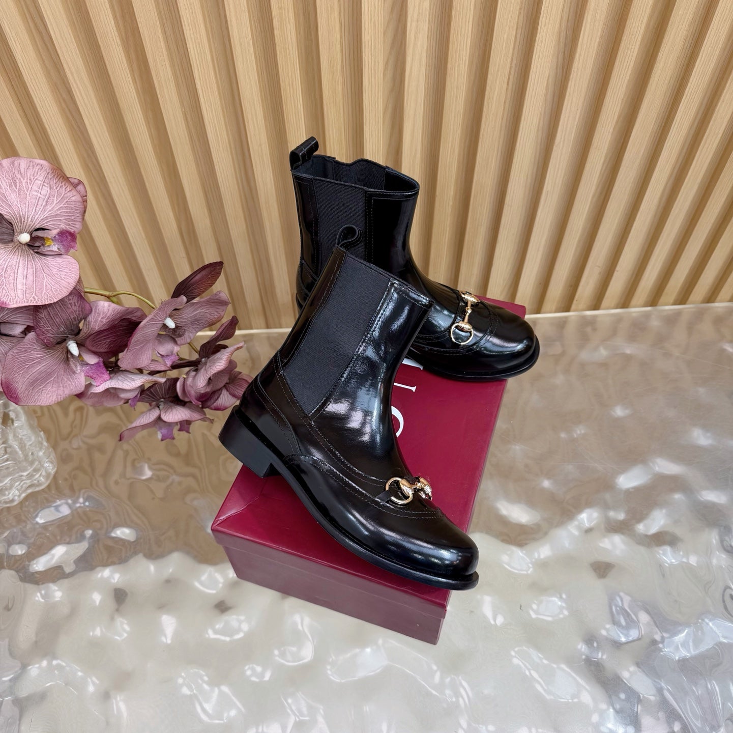 GG 26 Horsebit Martens Boots Black Sheepskin 589466