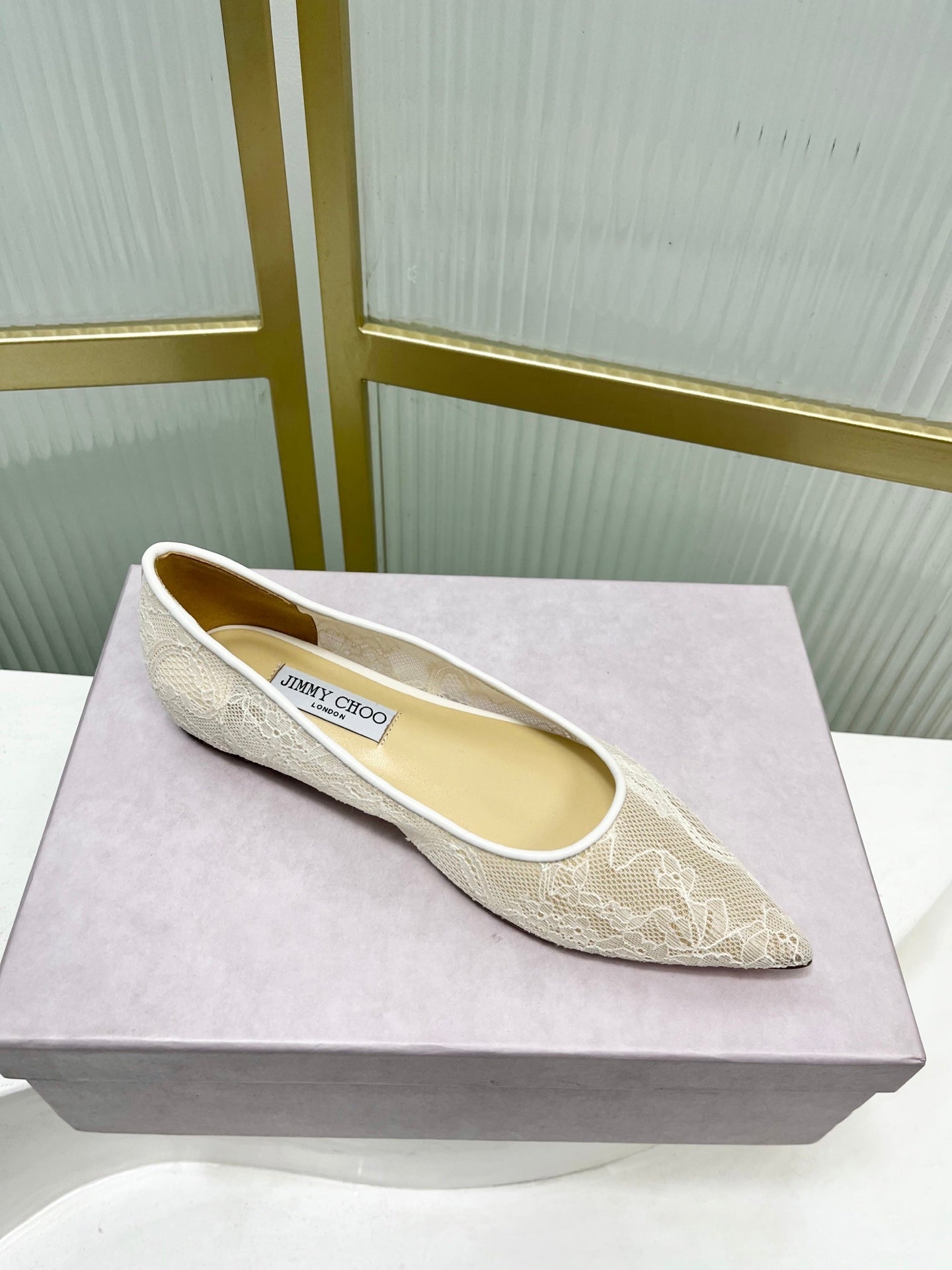 Jimmy 26s  Ballet Flats Ivory Beige Lace Sheepskin 605952