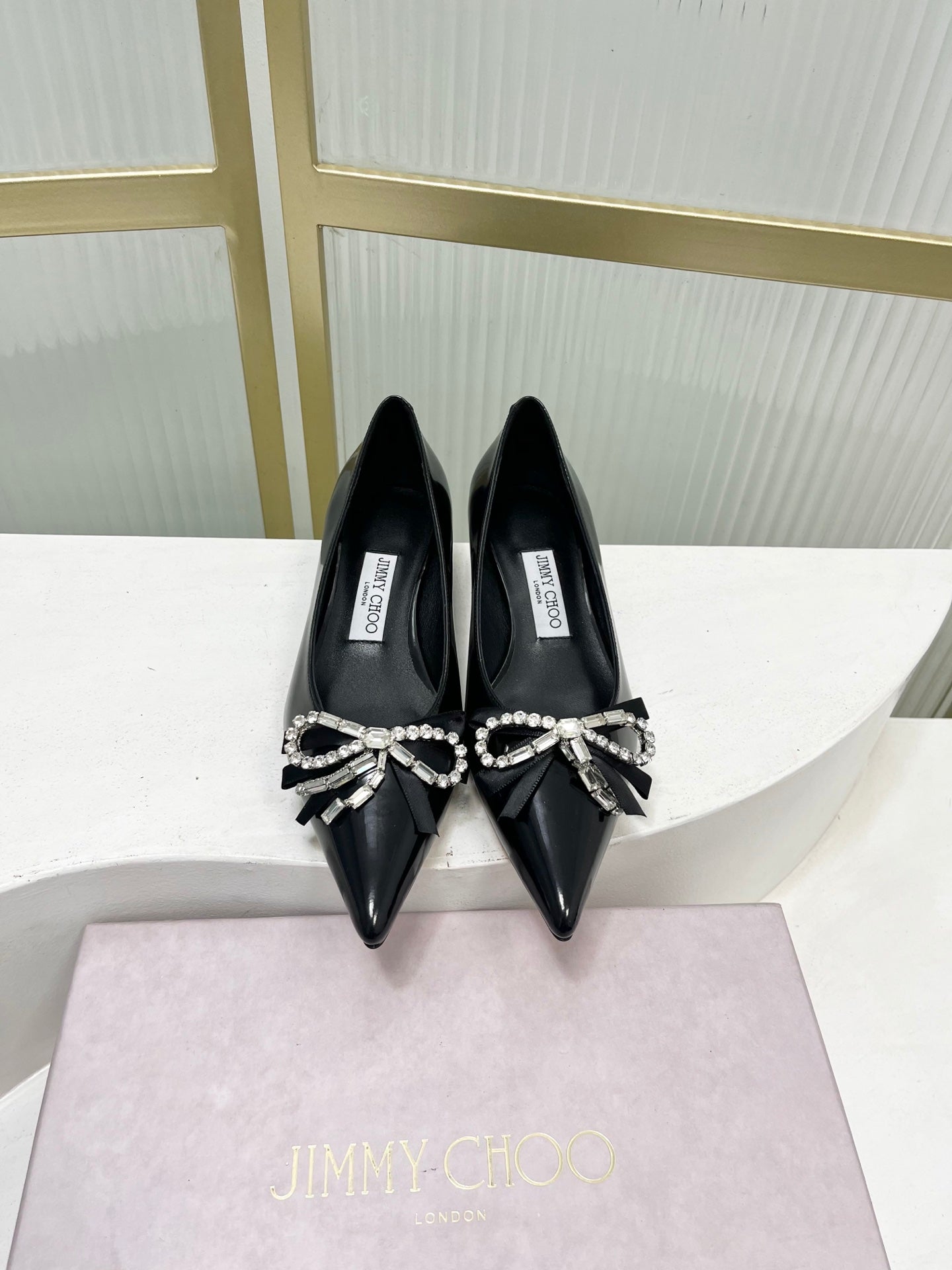 Jimmy 26s Pointed Toe Pump 25 Black Patent Cowhide 605965