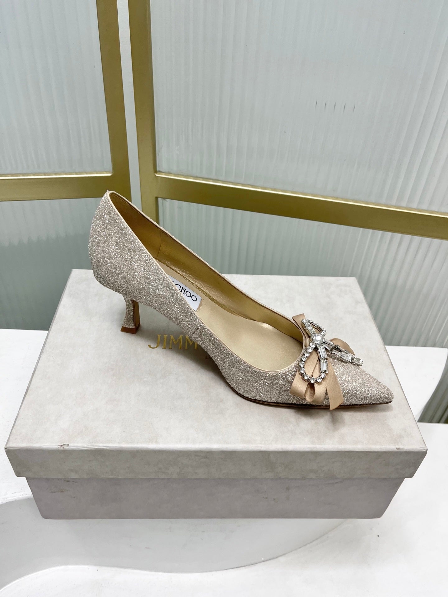 Jimmy 26s Pointed Toe Pump 55 Gold Glitter Cowhide 605969