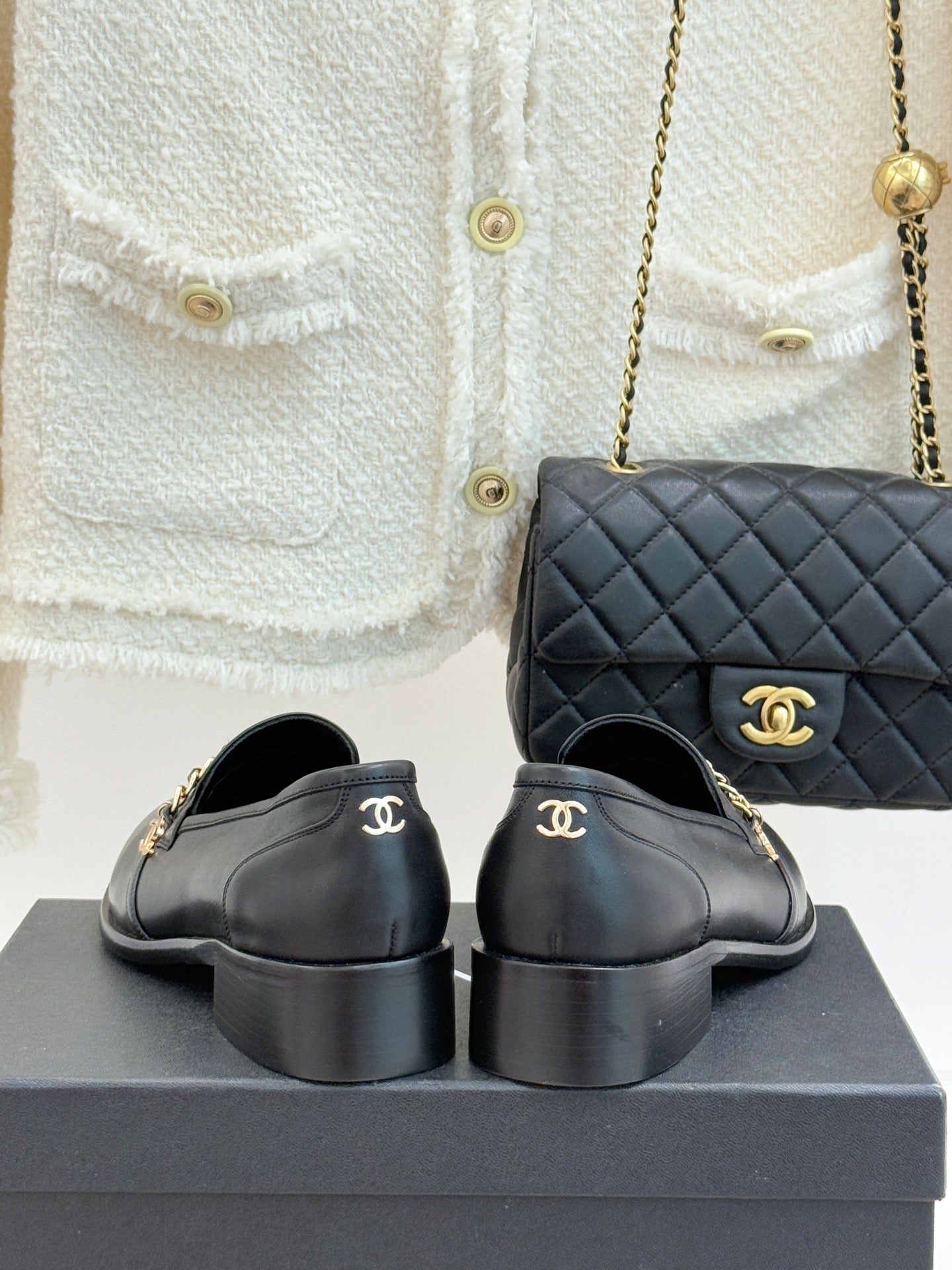 CC 26 Loafer Black Calfskin 610018