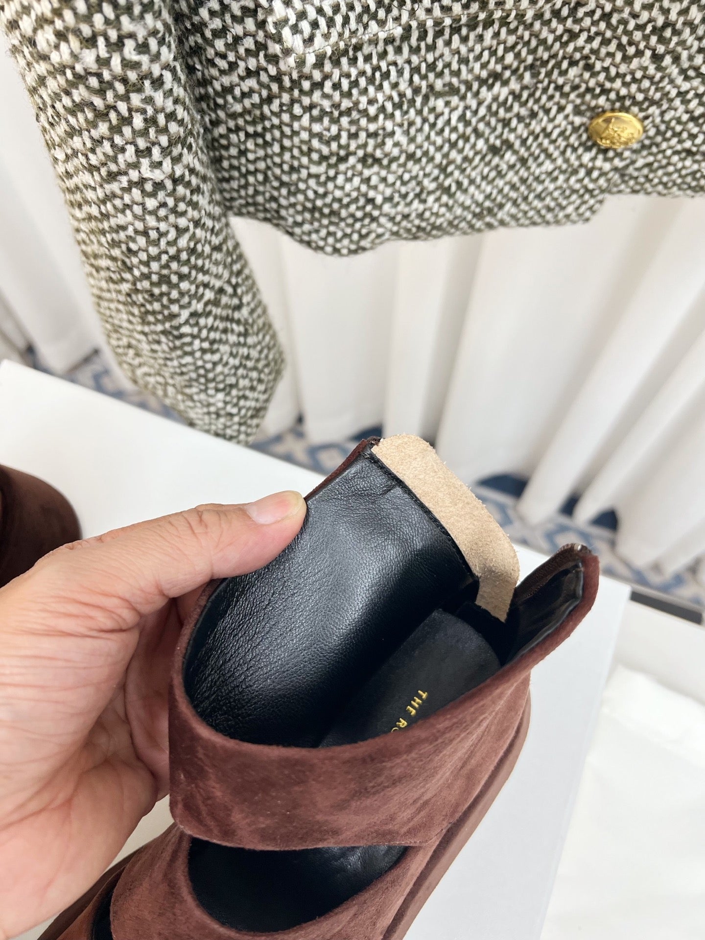 The Row 2025 Boot Coffee Suede Sheepskin 576056