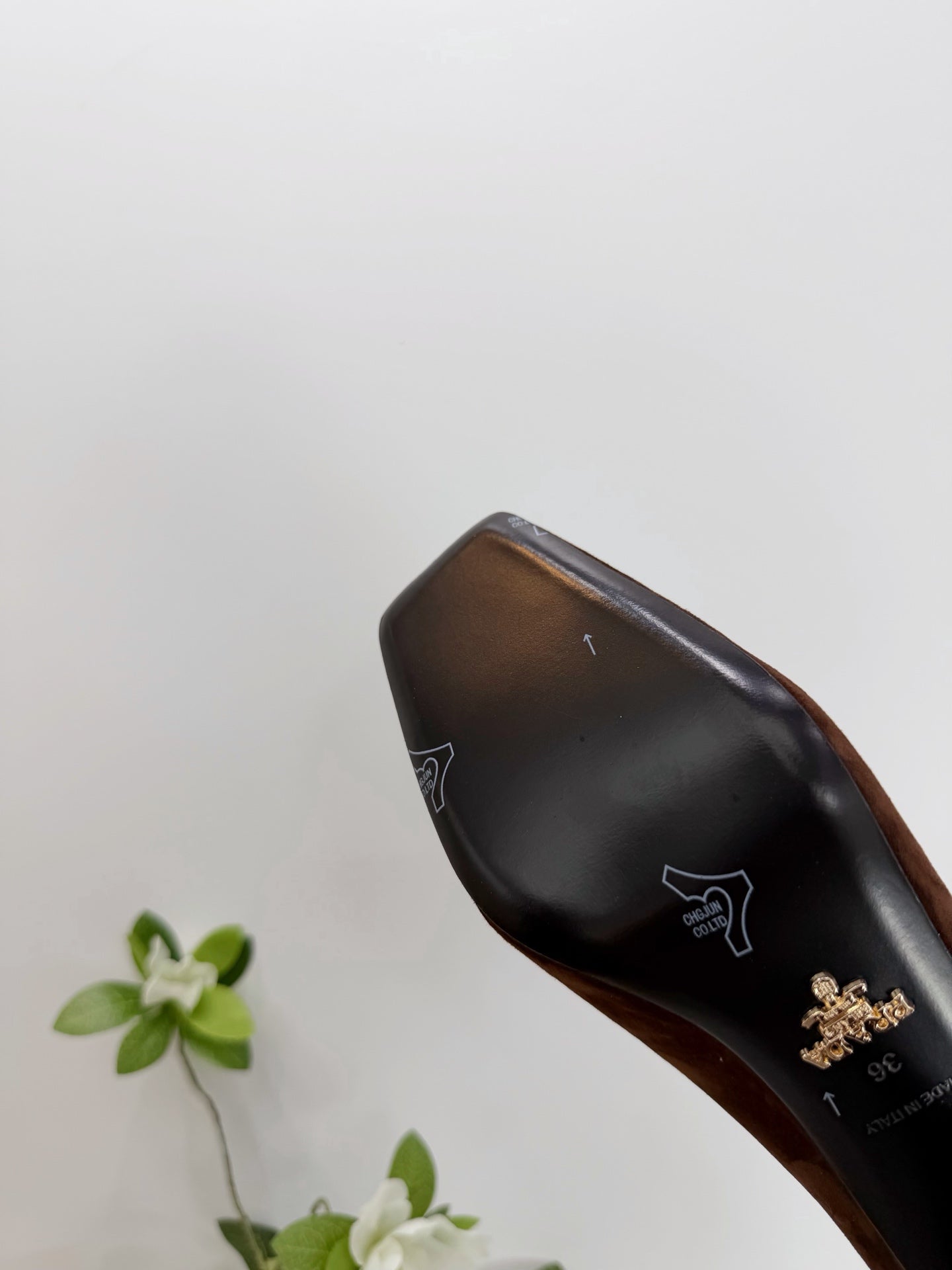 PRA 26SS Square-toe Block Heels  85 Dark Brown Suede 592362