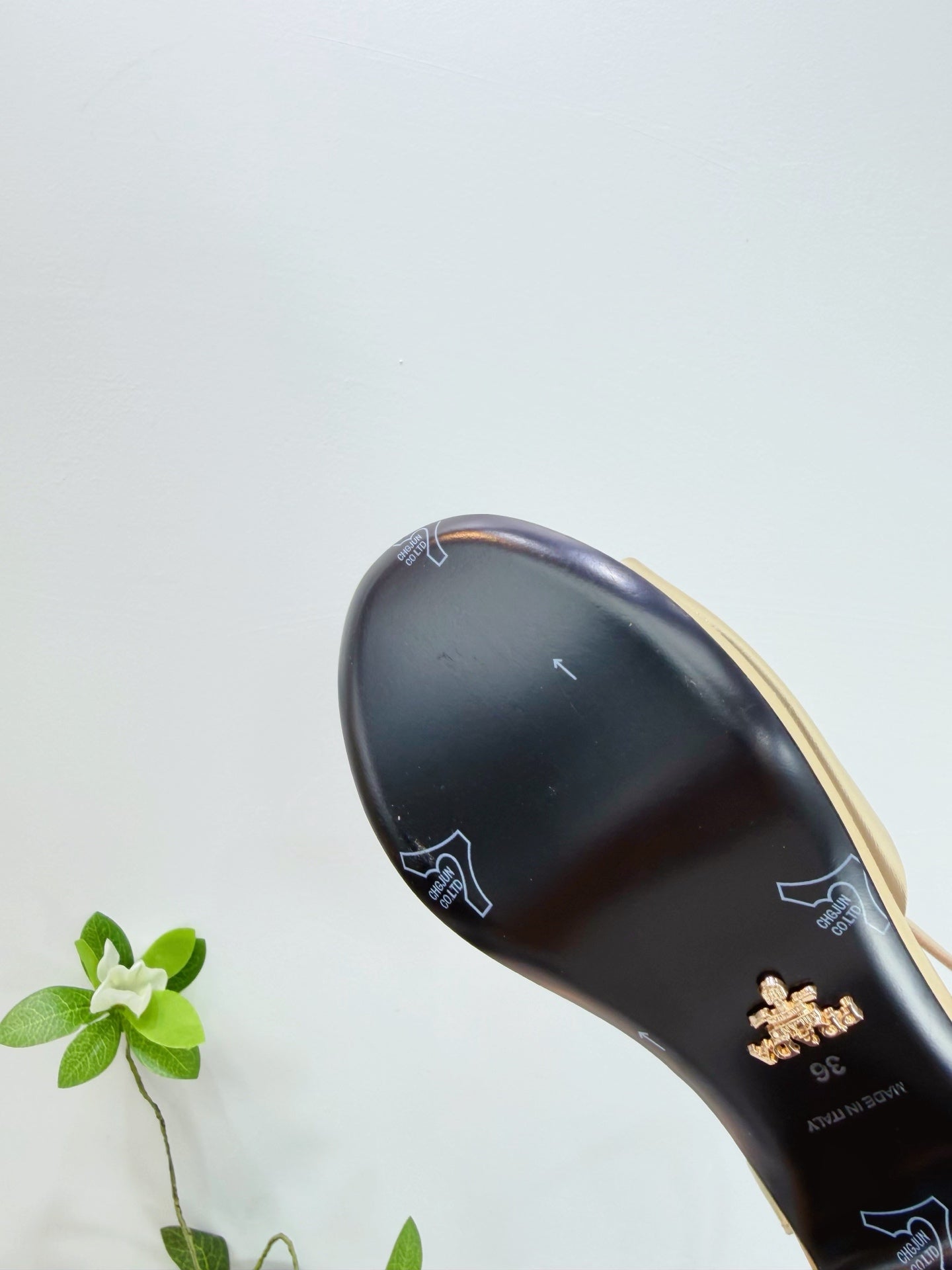 PRA 26SS Platform Sandals 75 Gold Metallic Sheepskin 592377