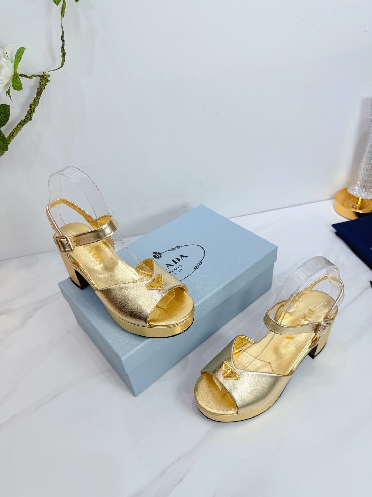 PRA 26SS Platform Sandals 75 Gold Metallic Sheepskin 592385