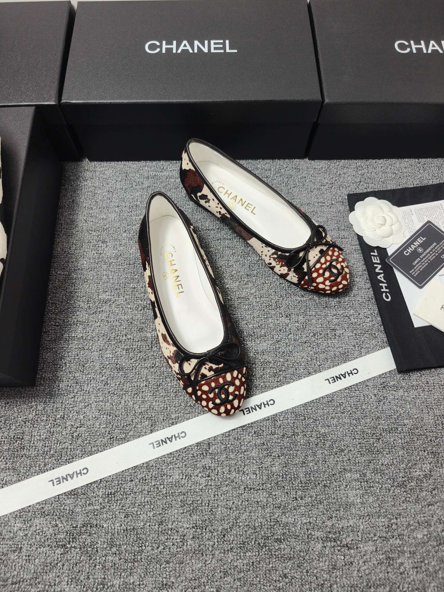 Chanel 2026 Ballet Flat Black Cream Brown Horsehair Calfskin 696628