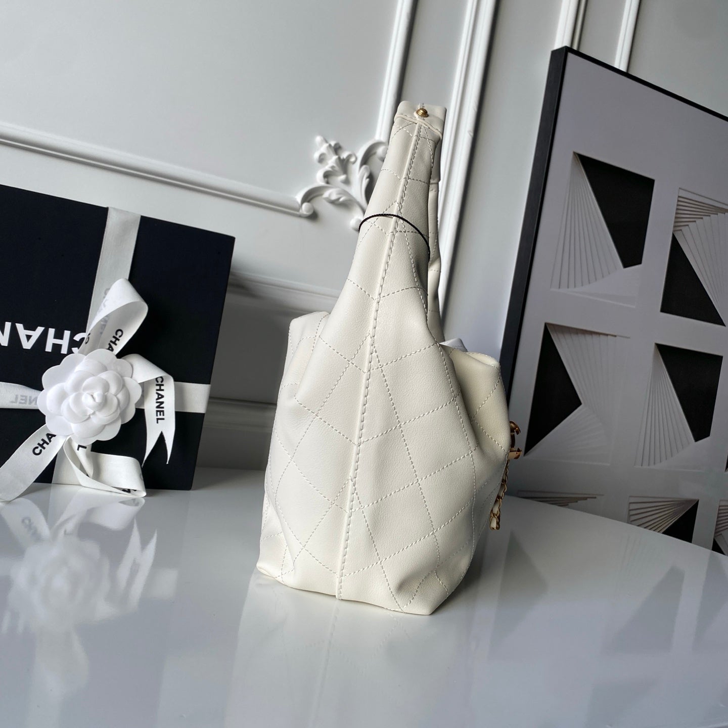 Chanel 2025 Hobo Bag 32cm White Calfskin 315837