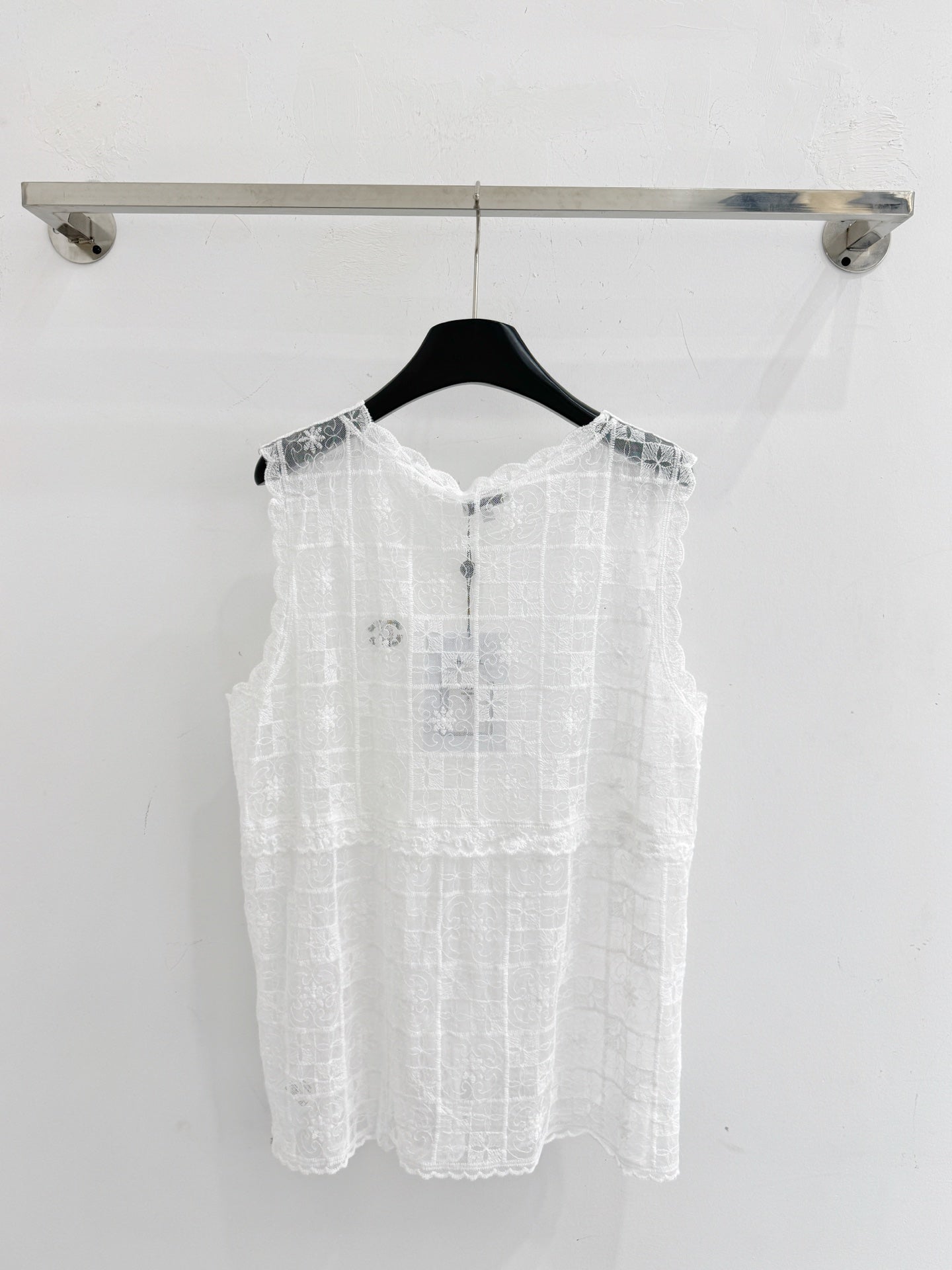 Chanel 2026 Lace Sleeveless Vest White Cotton 294458