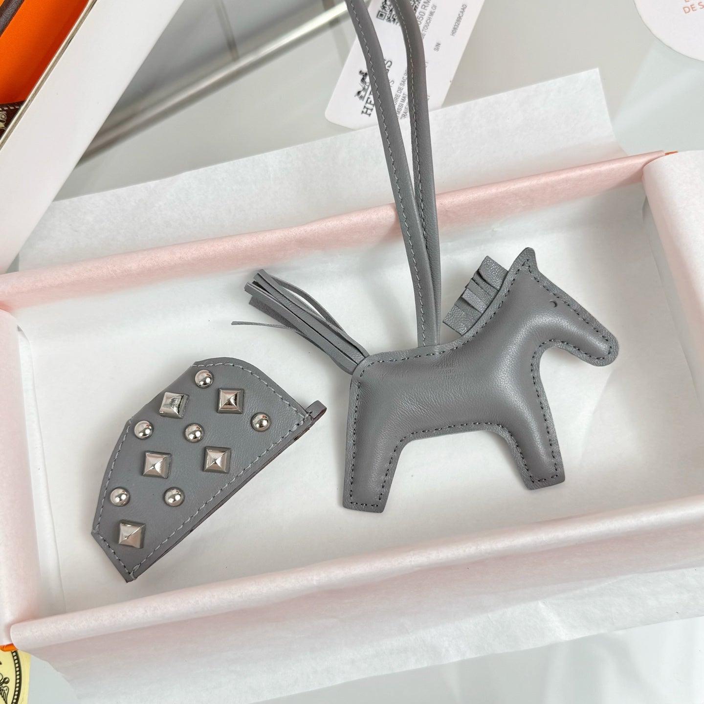 HM Rodeo Robeo Coeur Pony Bag Charm With Silver-tone Studs Gray Lambskin