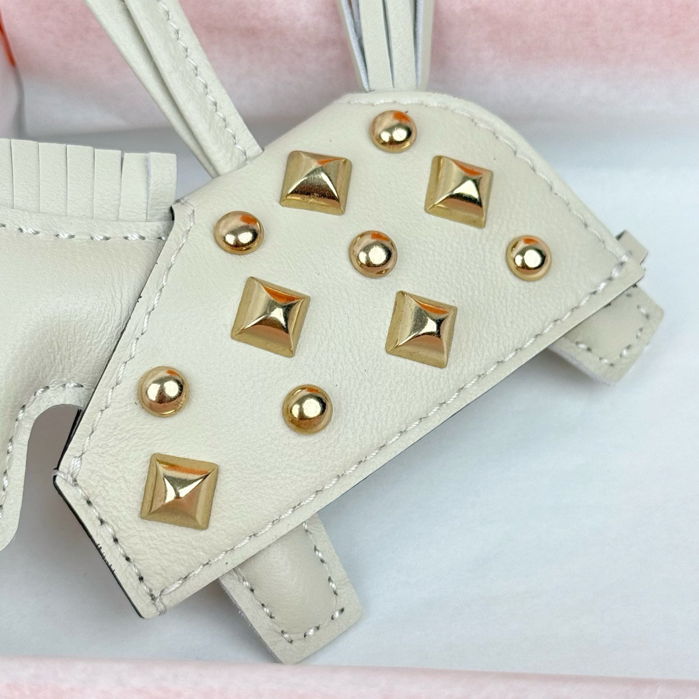 HM Rodeo Robeo Coeur Pony Bag Charm With Gold-tone Studs Cream Lambskin