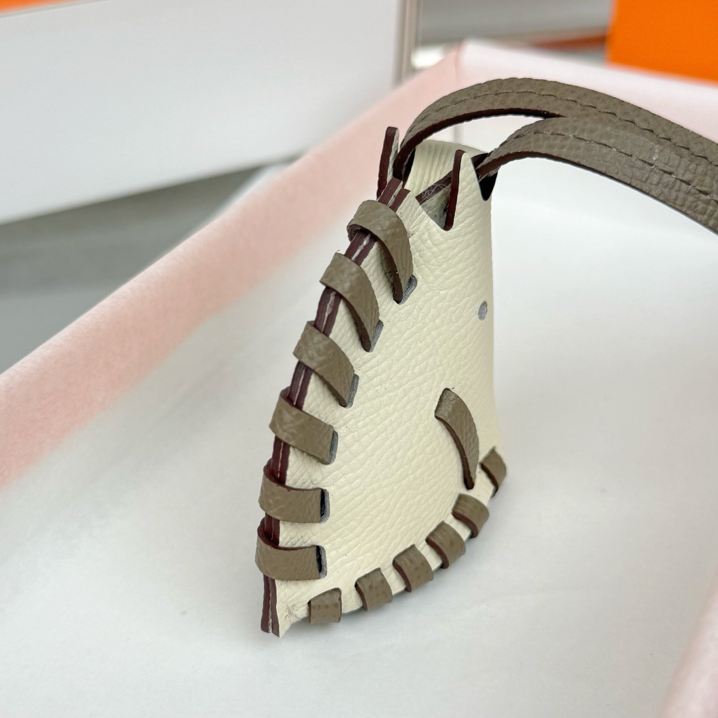 HM Horse Head Charm White Taupe Calfskin